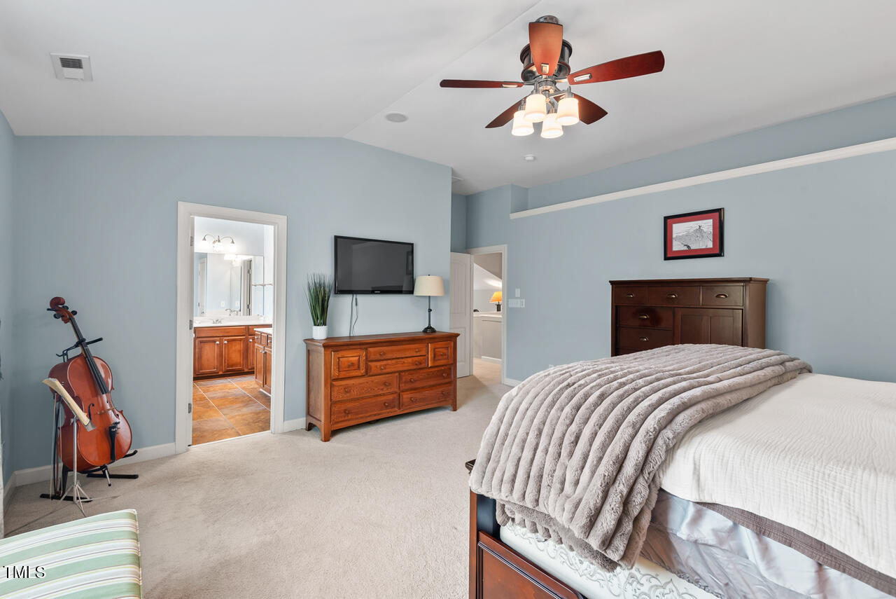 1504 Hemlock Hill Drive