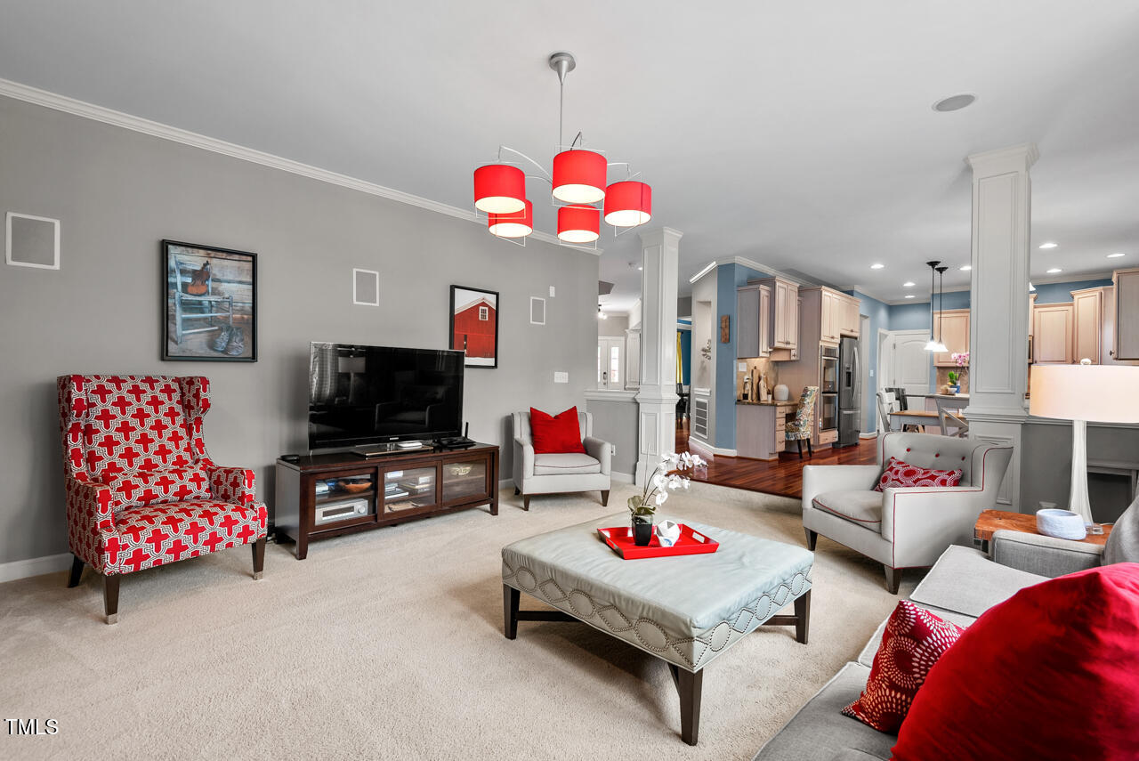 1504 Hemlock Hill Drive