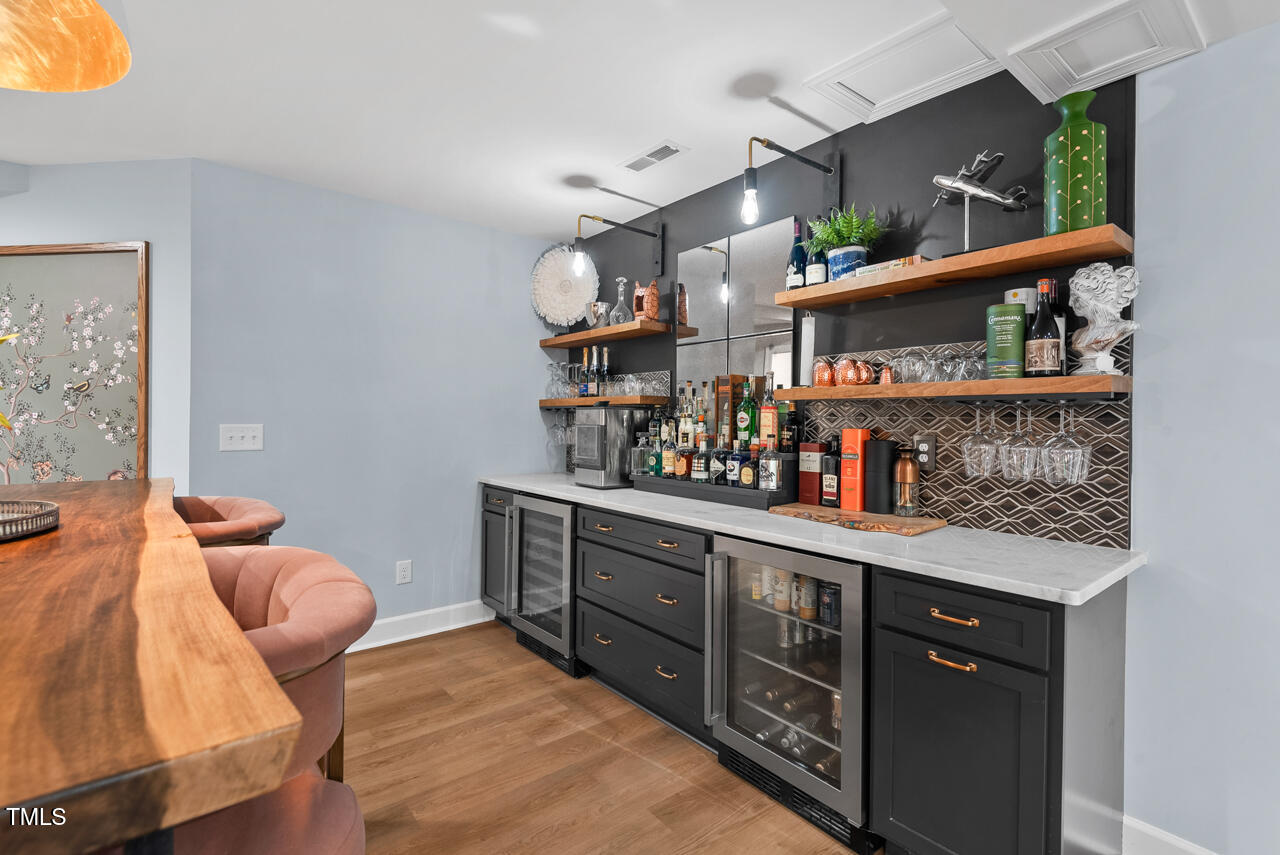 1504 Hemlock Hill Drive