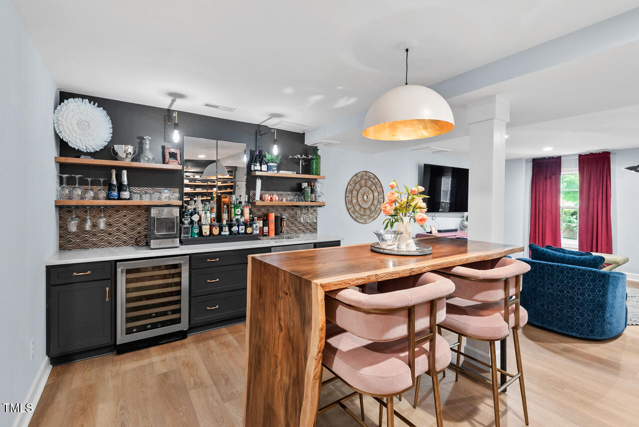 1504 Hemlock Hill Drive