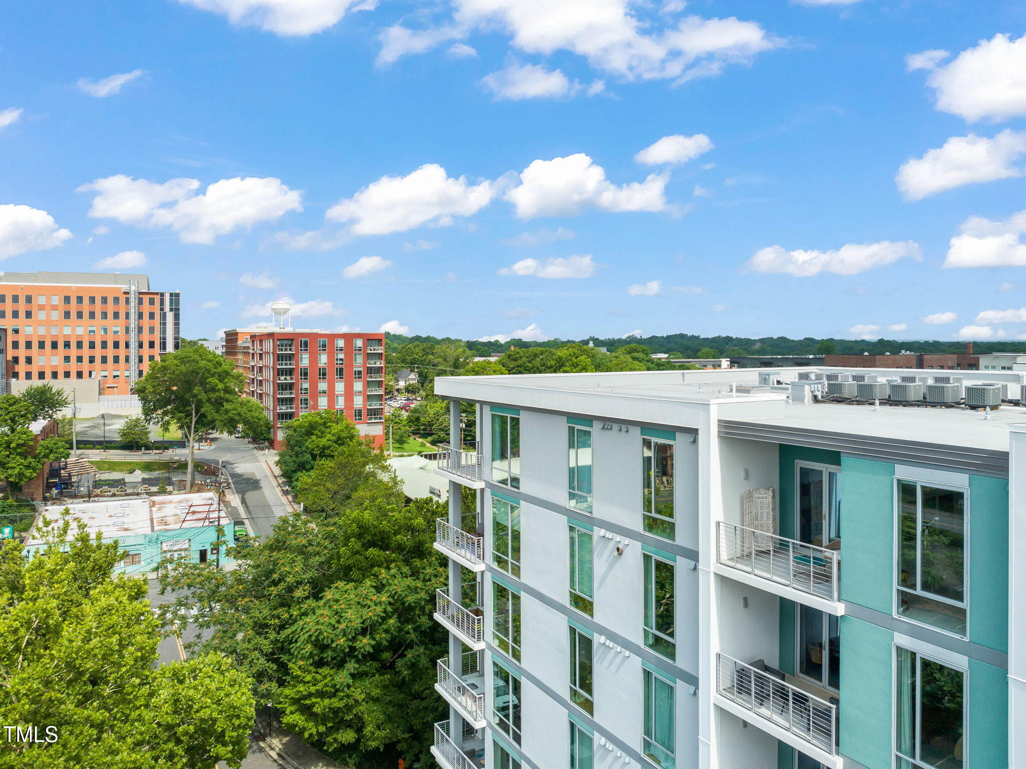 214 Hunt Street # 701