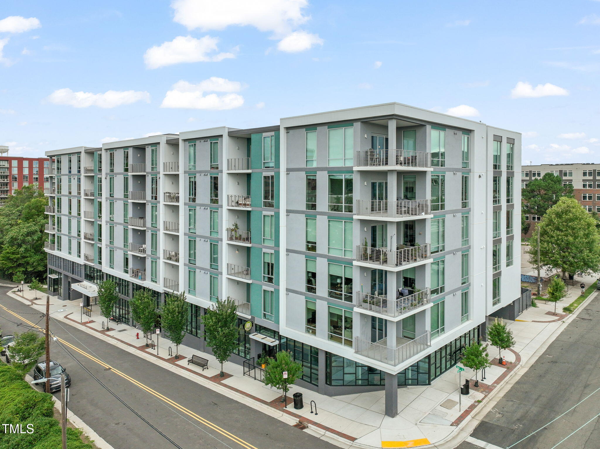 214 Hunt Street # 701