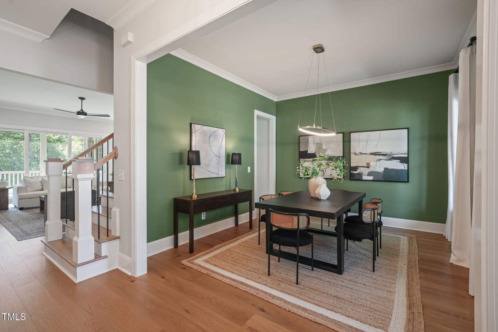 815 Laurelwood Drive