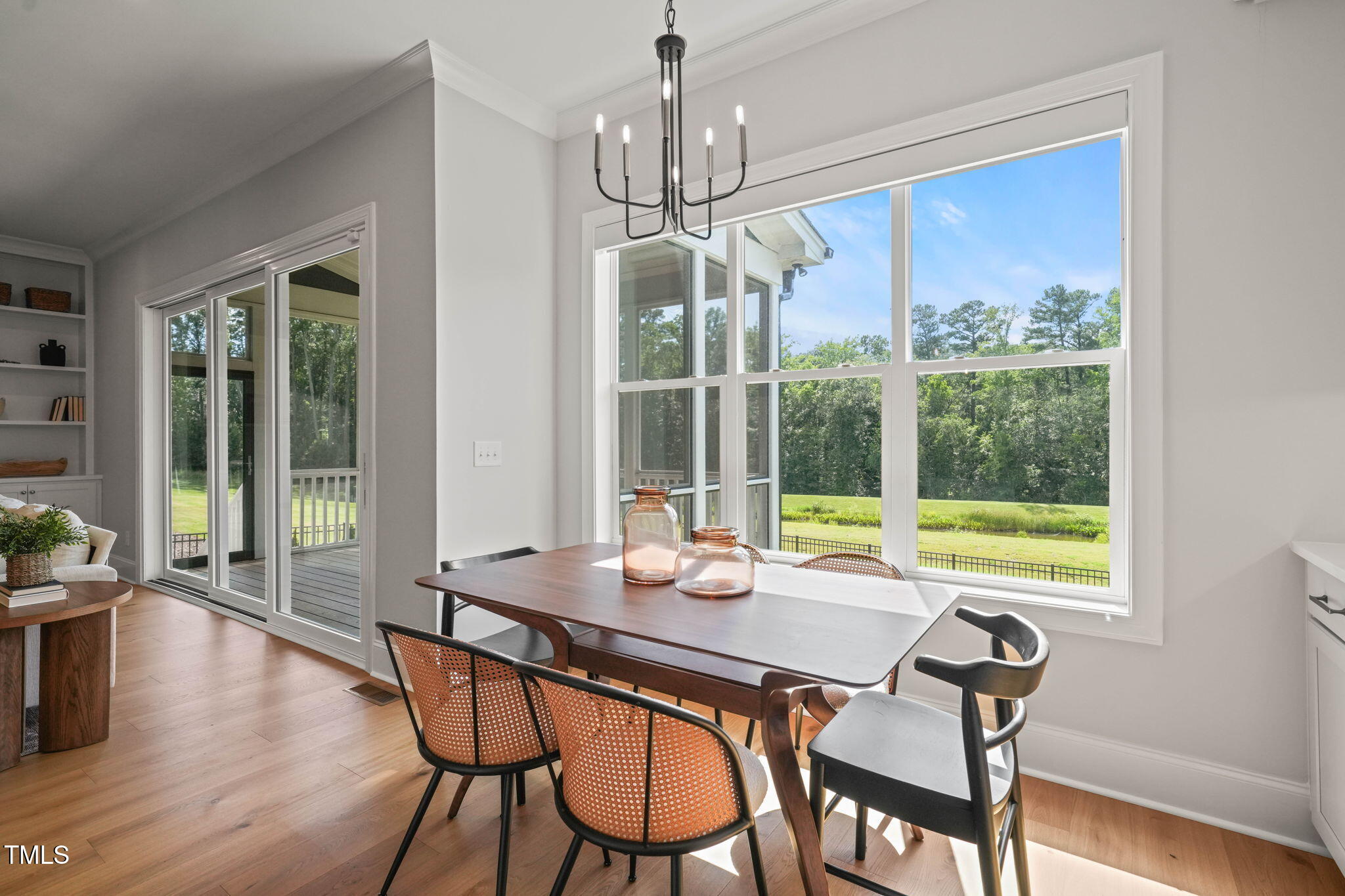 815 Laurelwood Drive