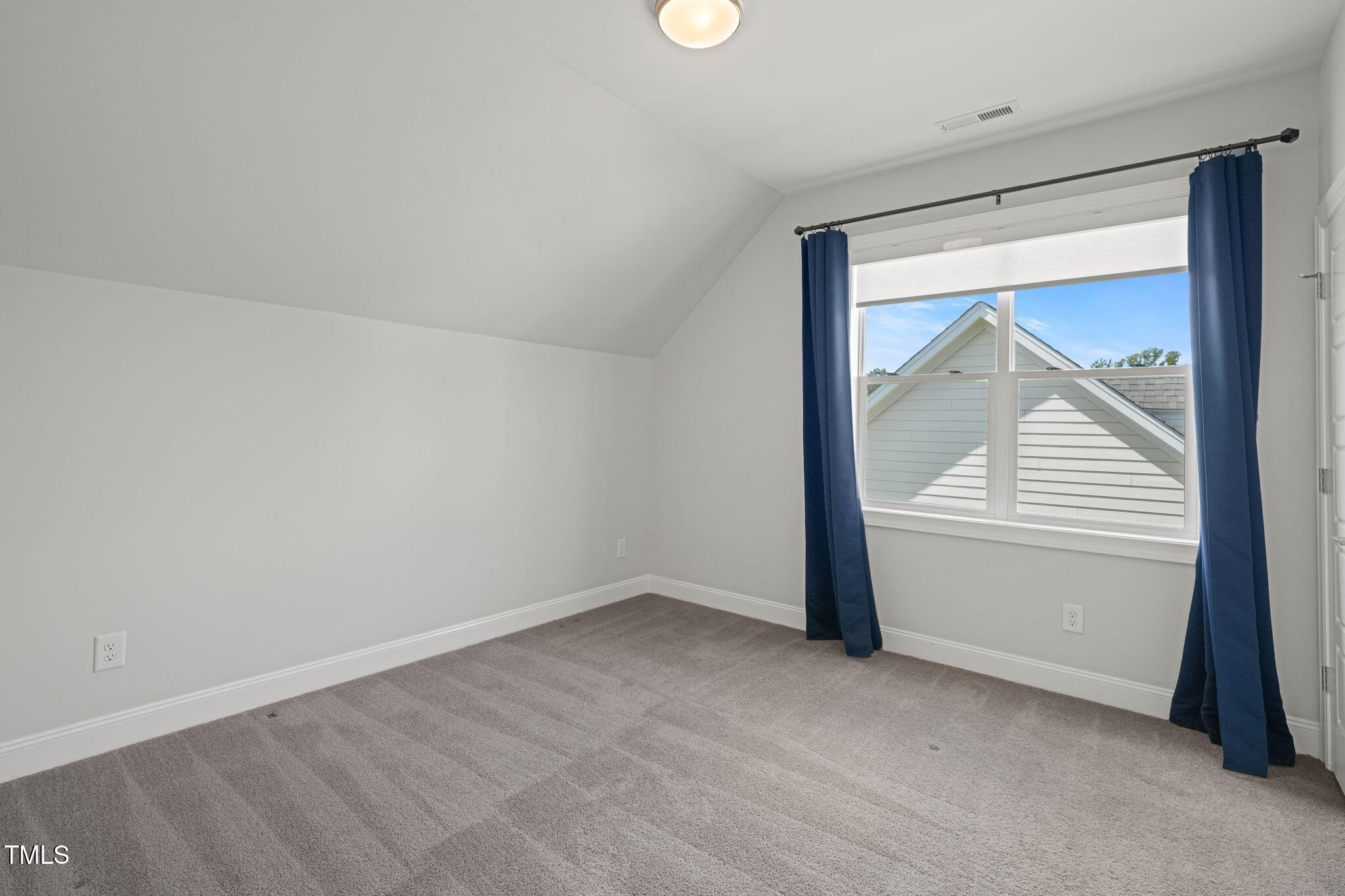 815 Laurelwood Drive
