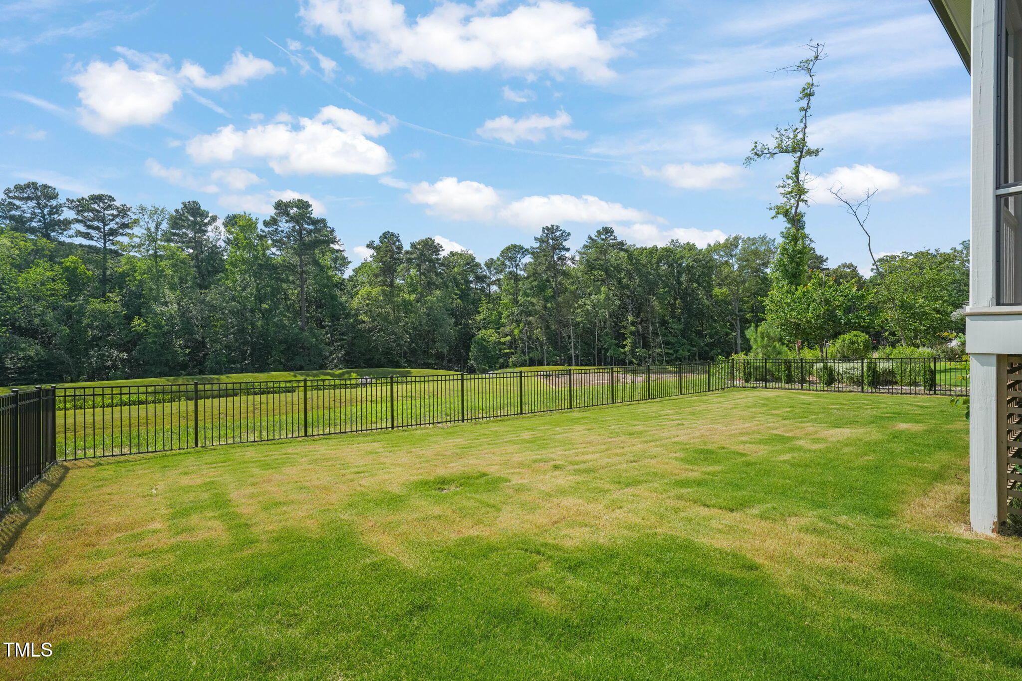 815 Laurelwood Drive