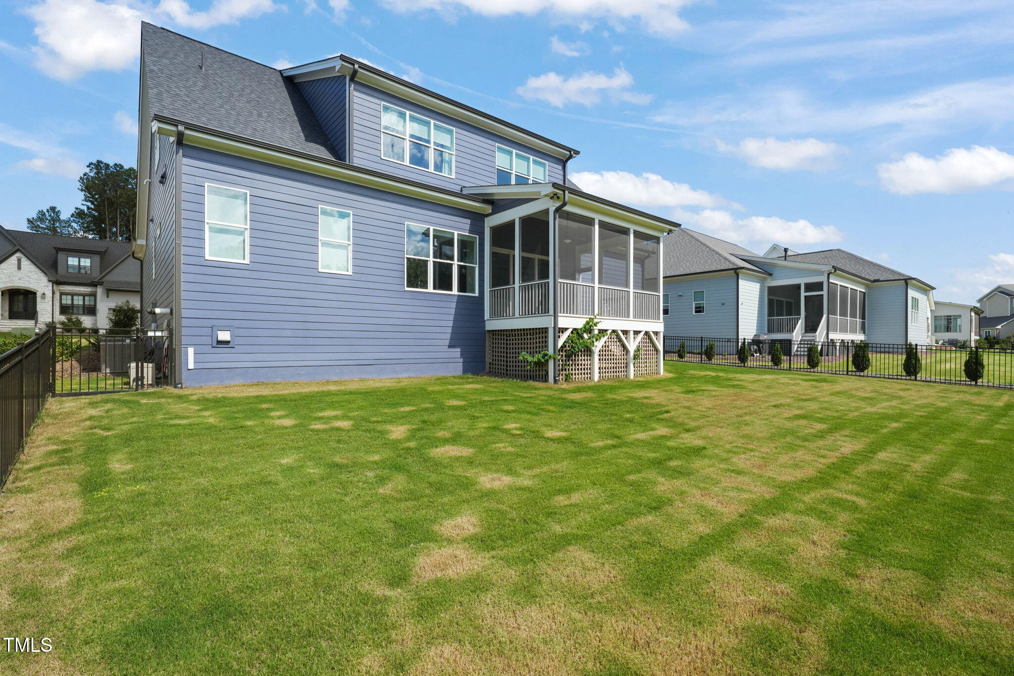 815 Laurelwood Drive