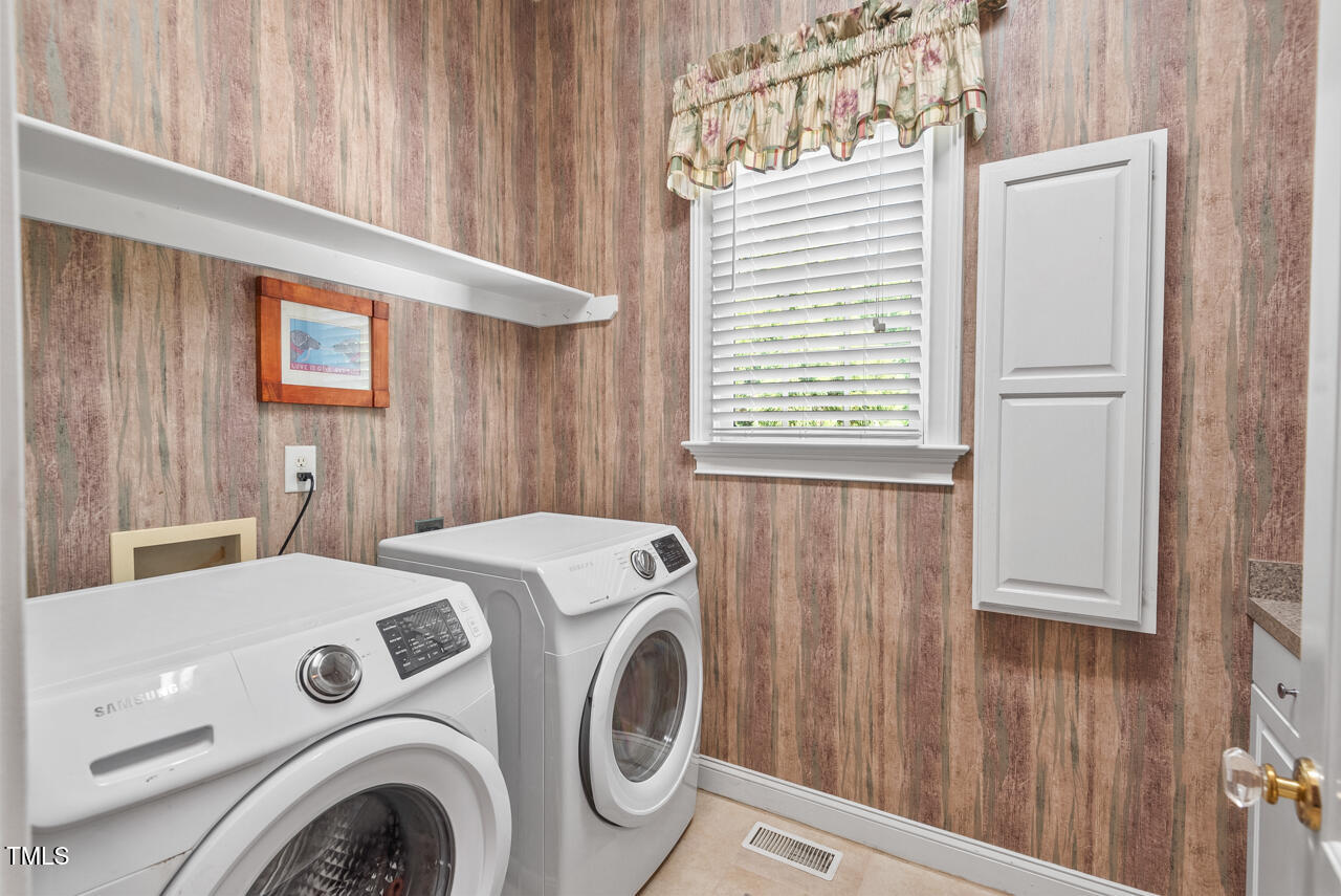 3606 Dairy Pond Place