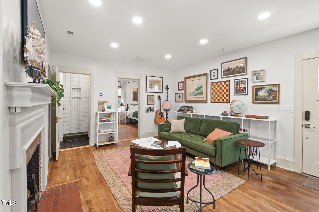 2410 Huron Street