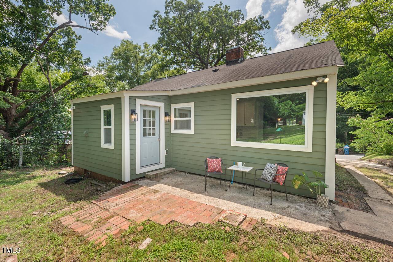 2410 Huron Street