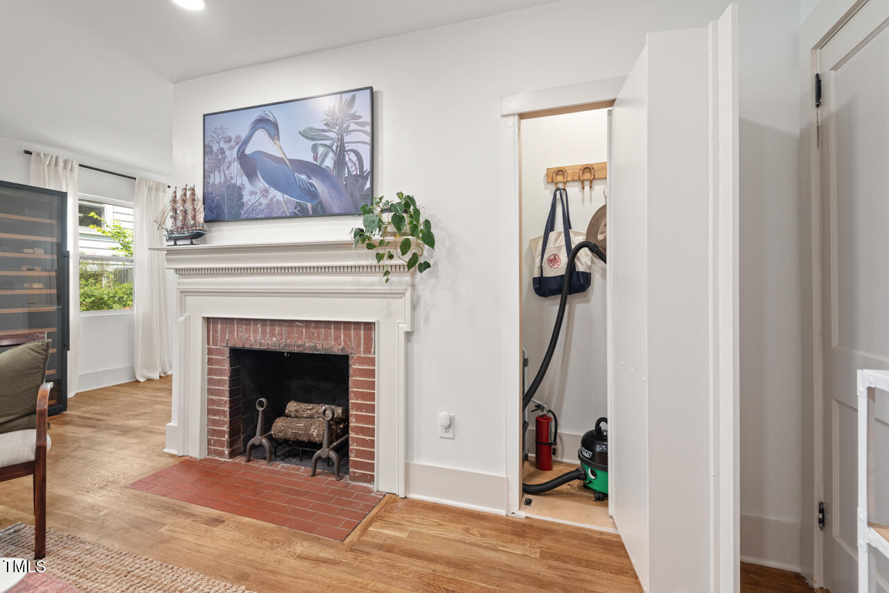 2410 Huron Street