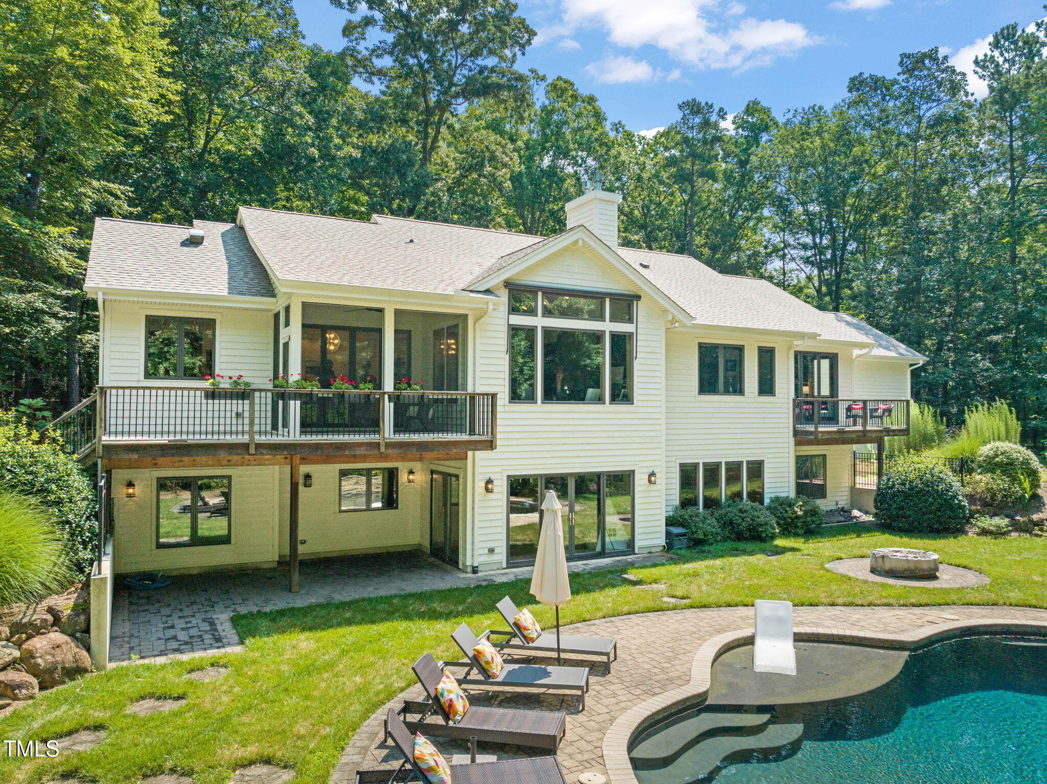 3707 Stonegate Drive