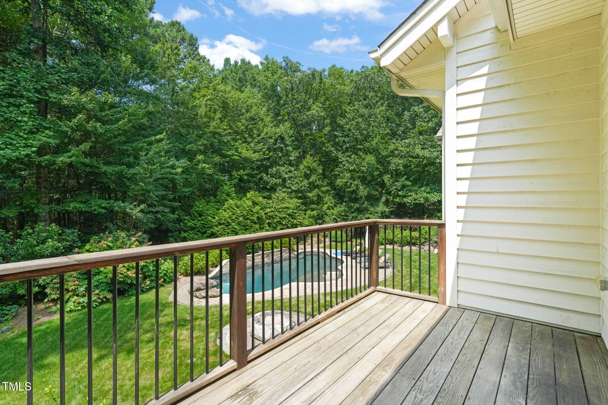 3707 Stonegate Drive