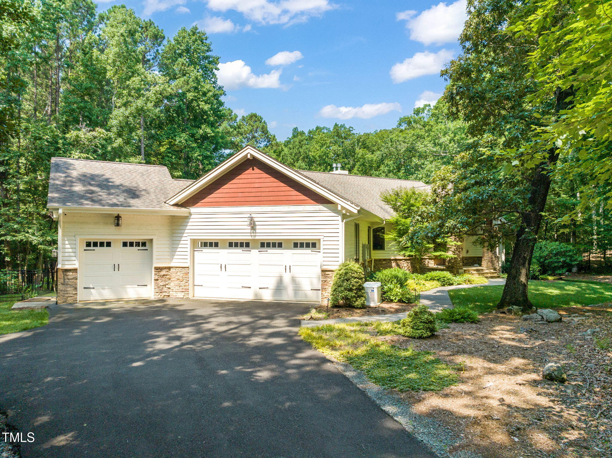 3707 Stonegate Drive