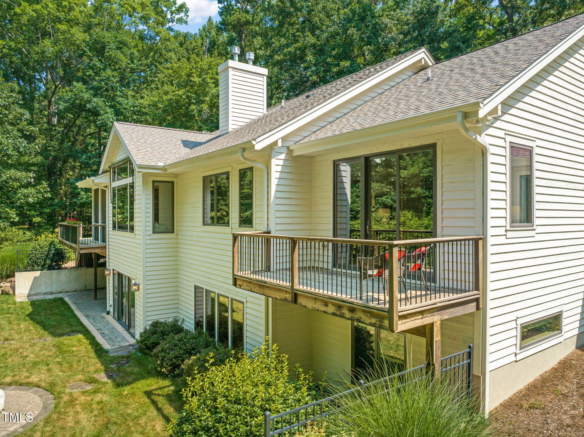 3707 Stonegate Drive
