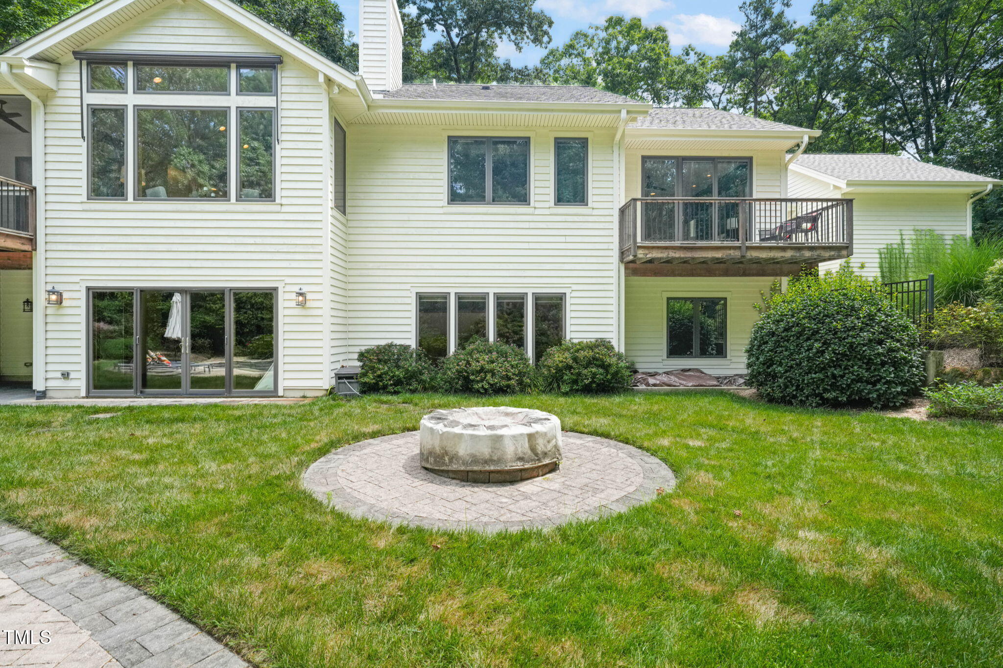 3707 Stonegate Drive