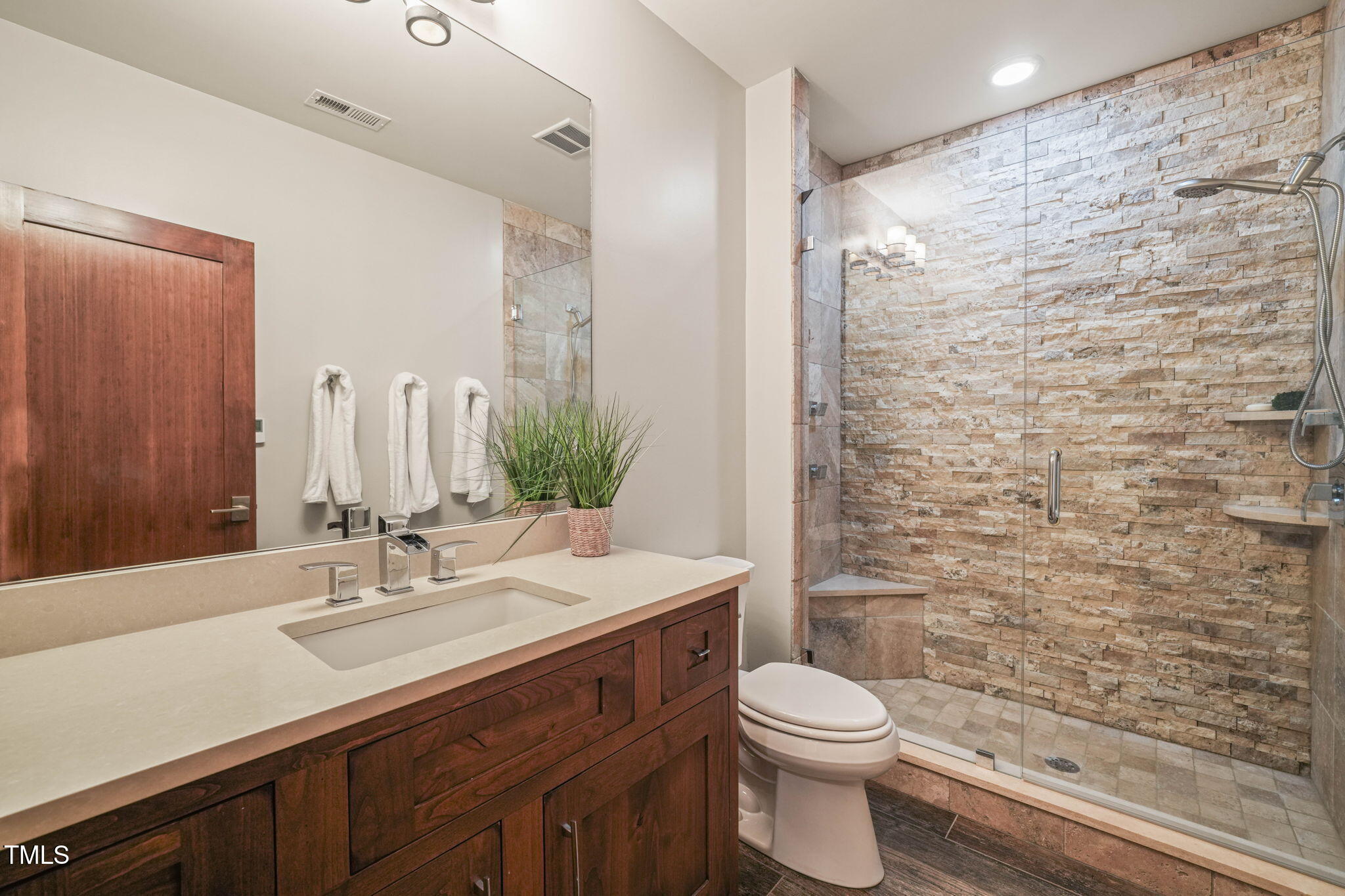 3707 Stonegate Drive