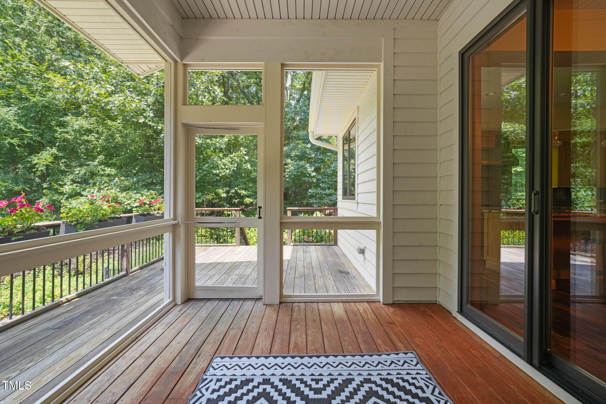 3707 Stonegate Drive