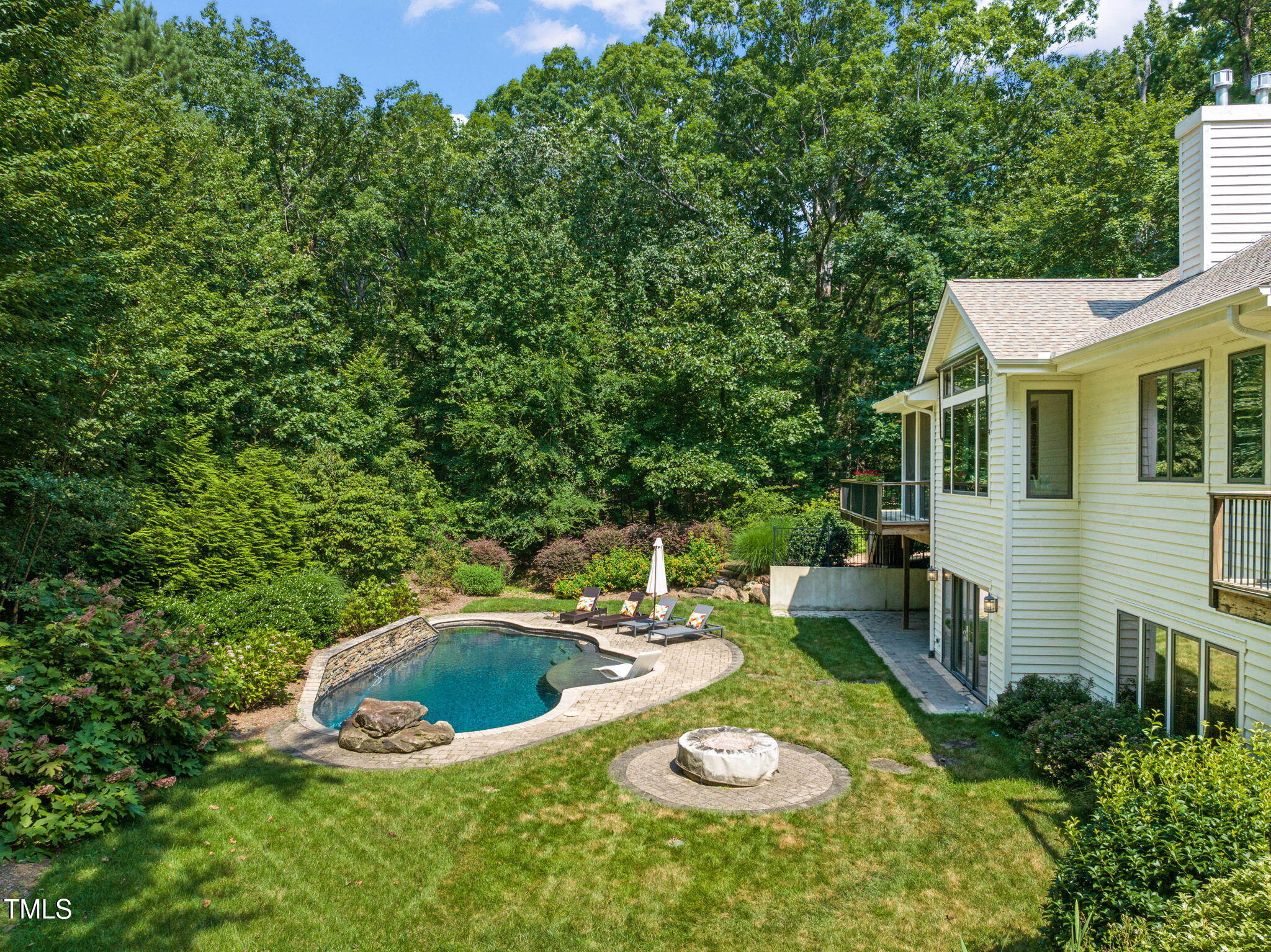 3707 Stonegate Drive