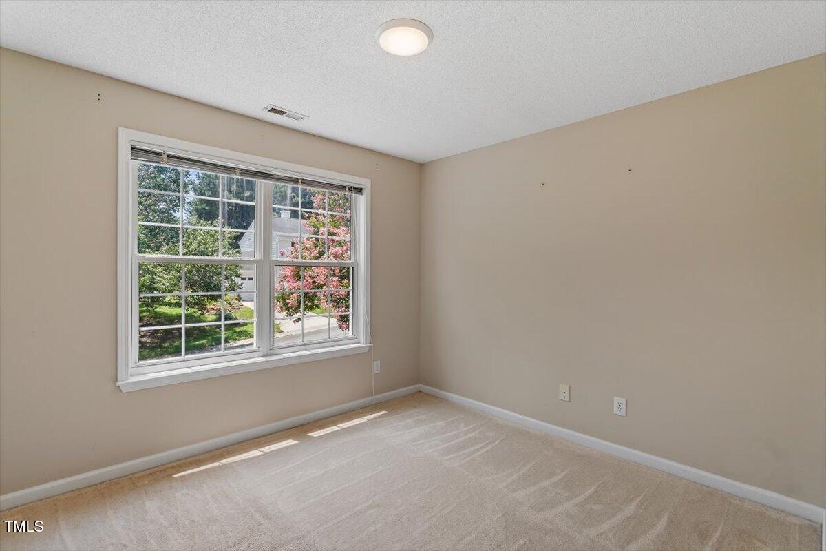404 Ascott Way