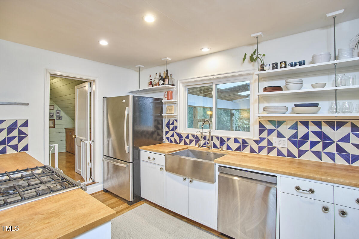 1516 Edgevale Road