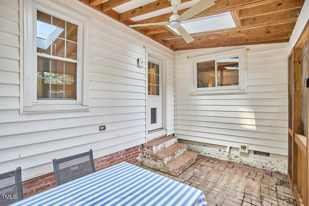 1516 Edgevale Road