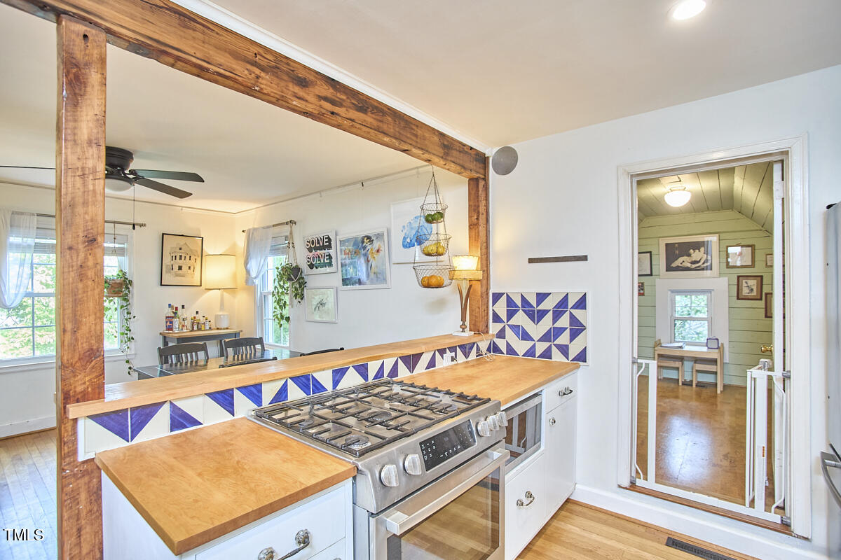 1516 Edgevale Road