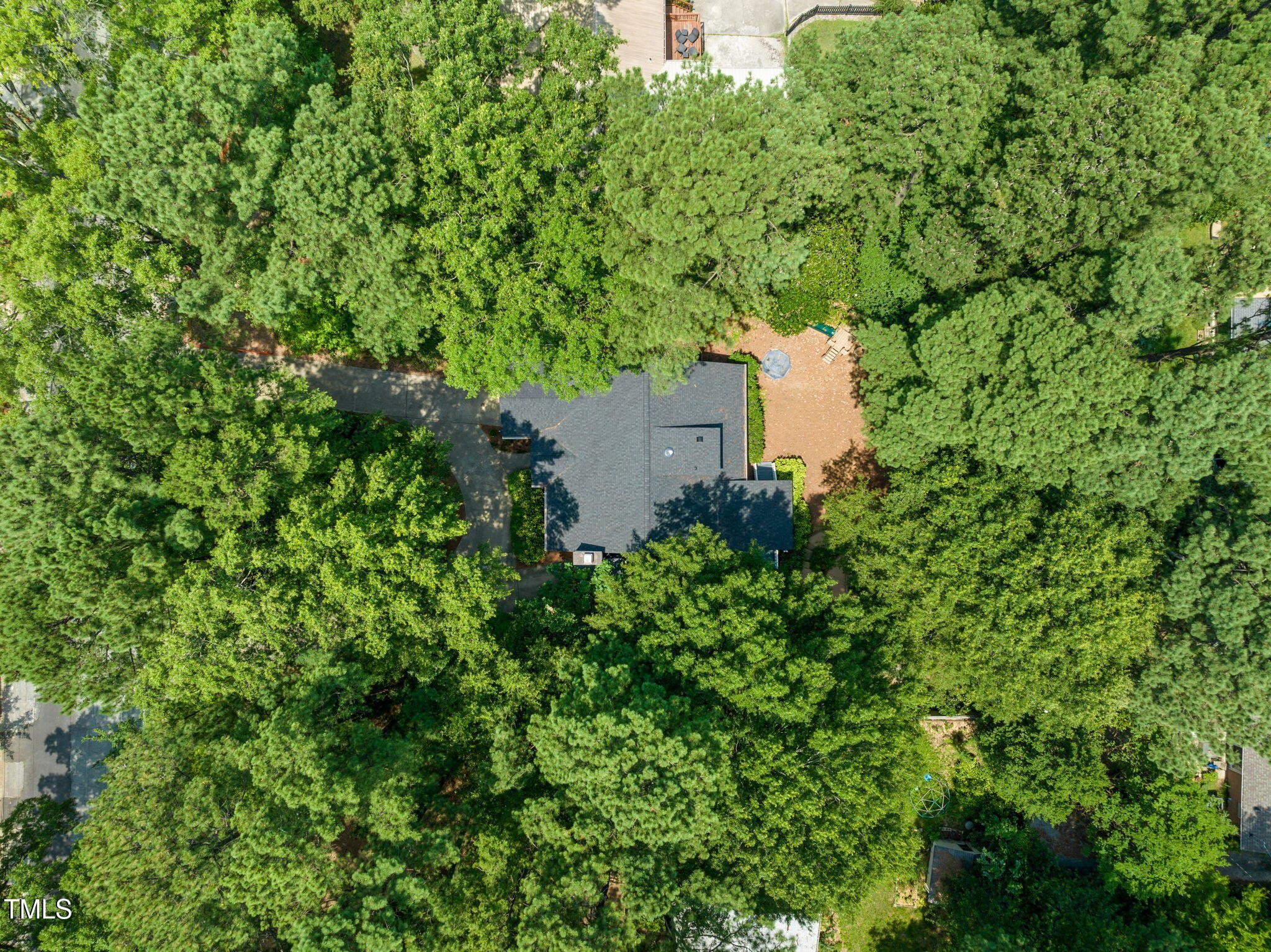 2504 W Club Boulevard