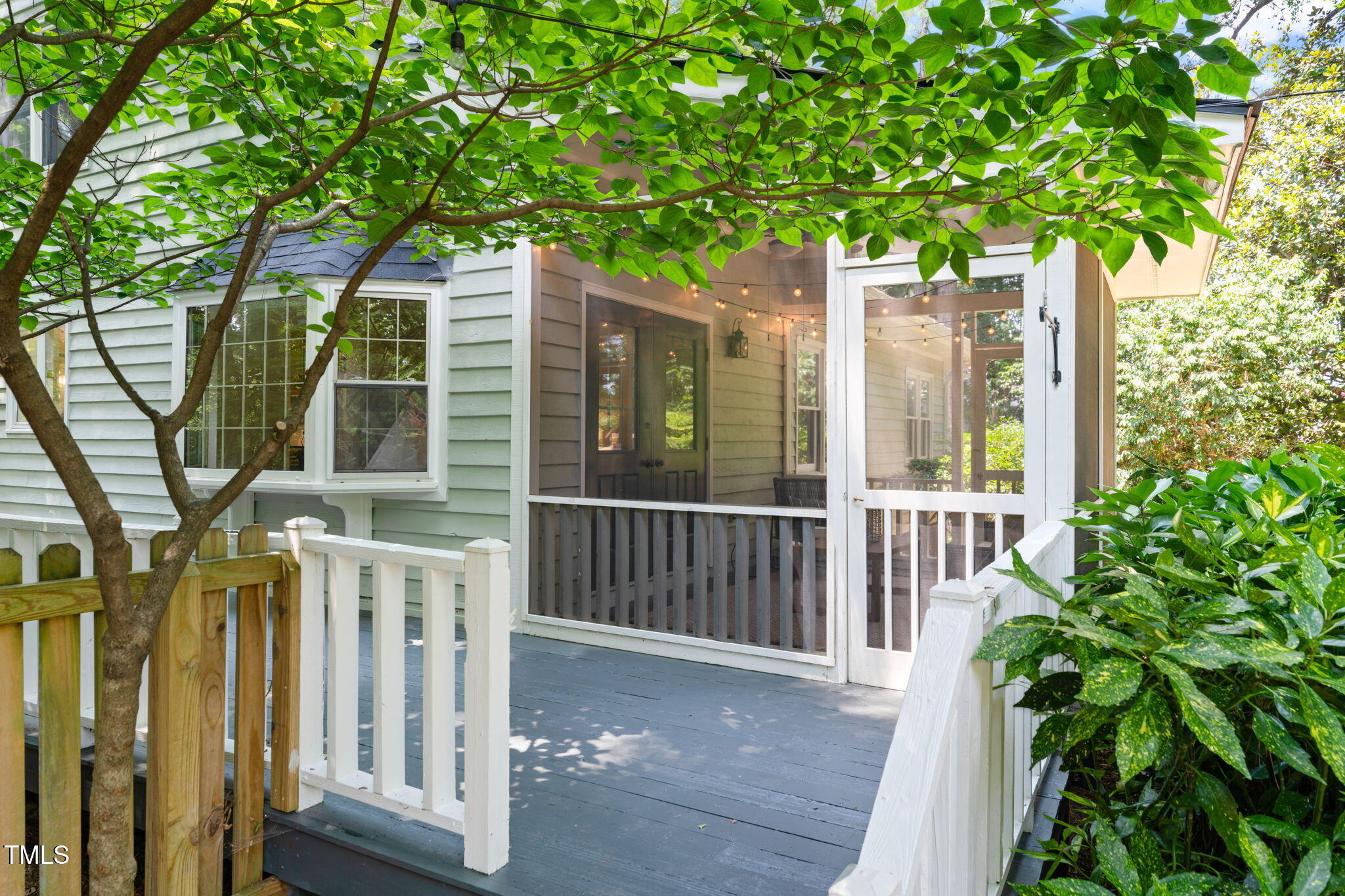 2504 W Club Boulevard