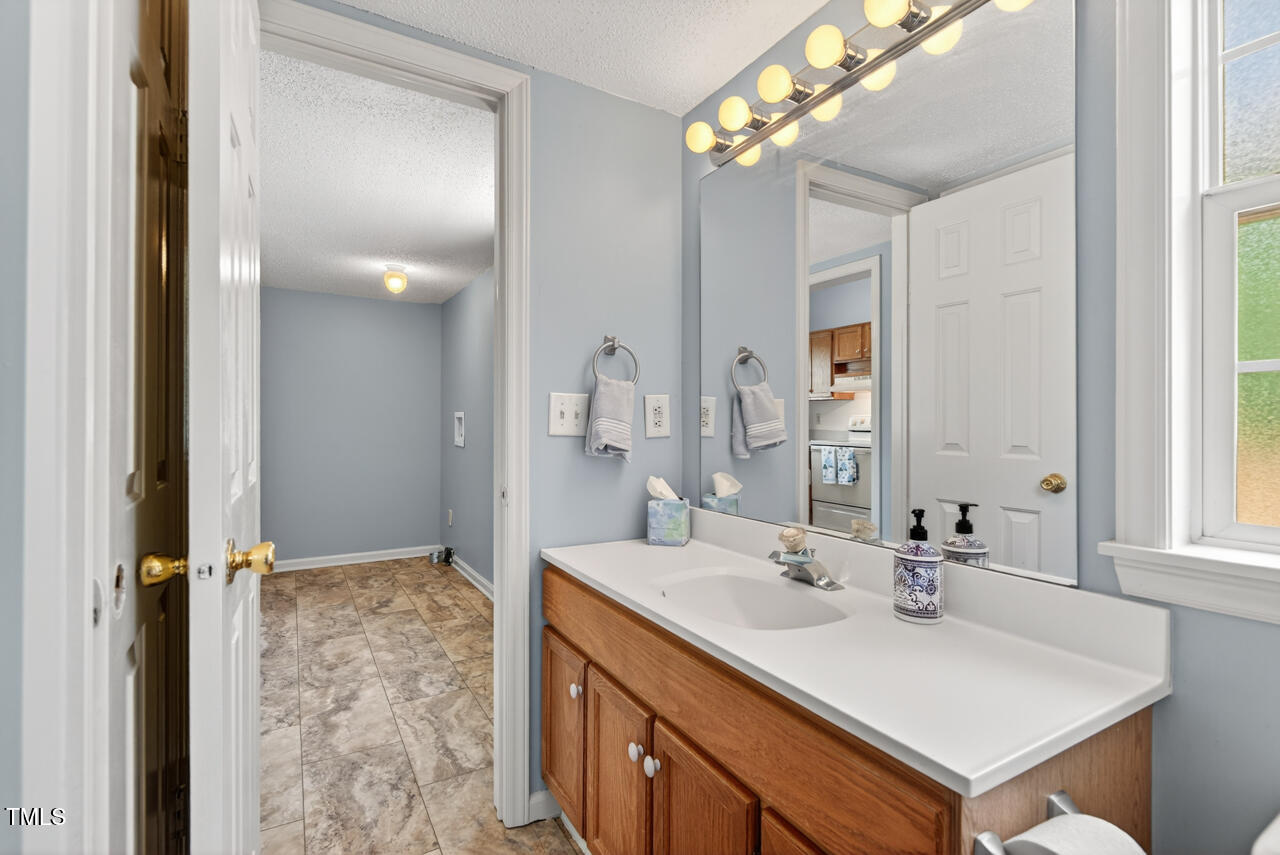 408 N Fourth/ 4th Street
