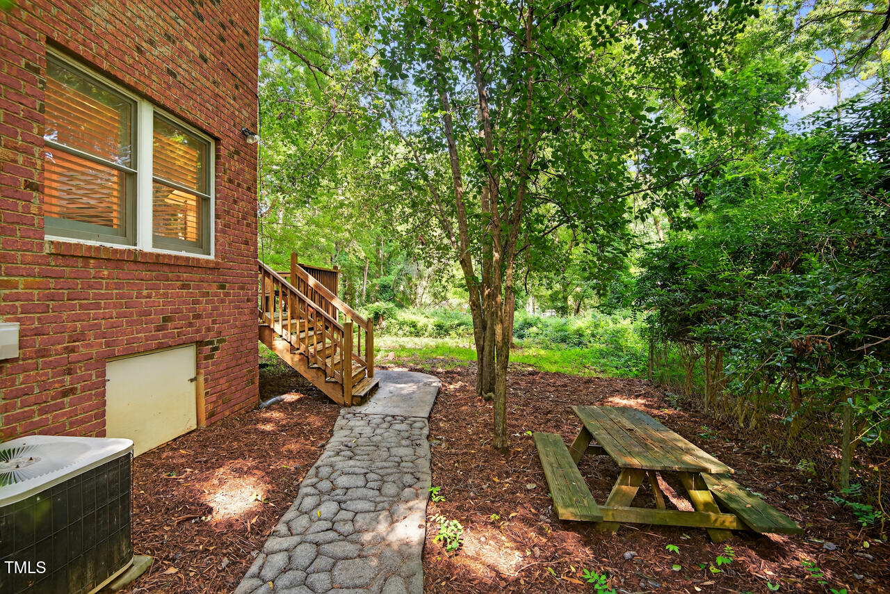 130 Windsor Circle