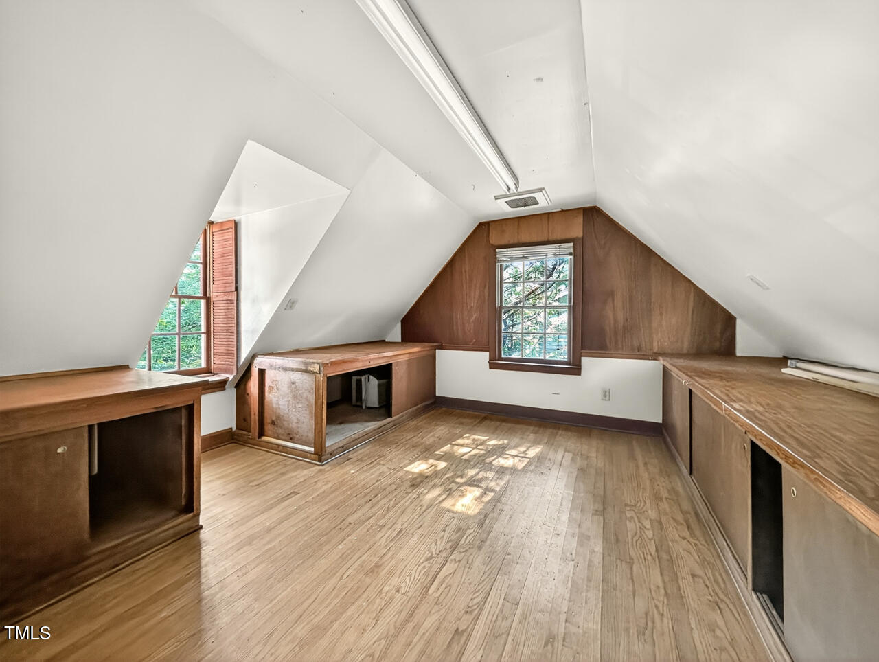 6728 Glen Forrest Drive