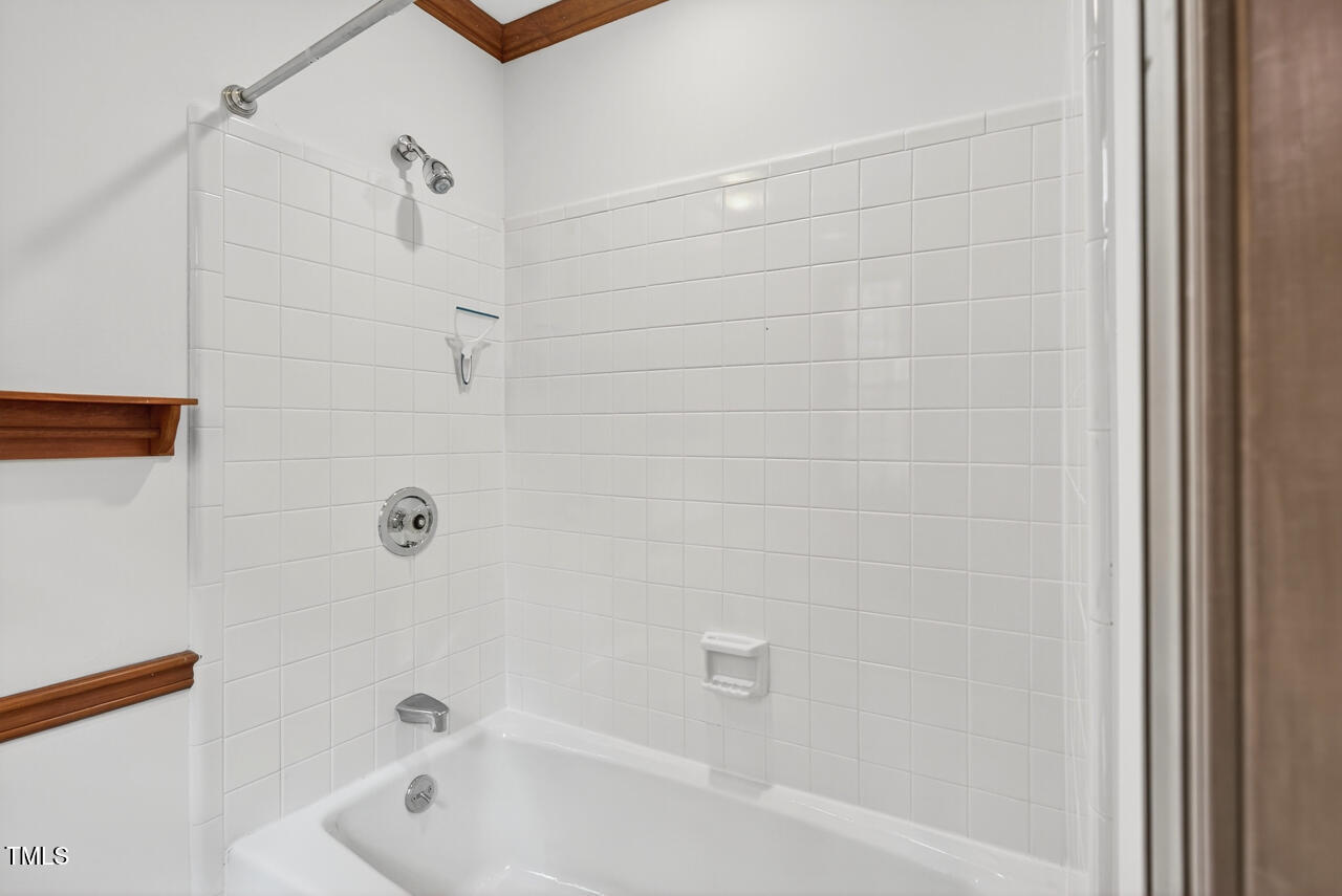 6728 Glen Forrest Drive