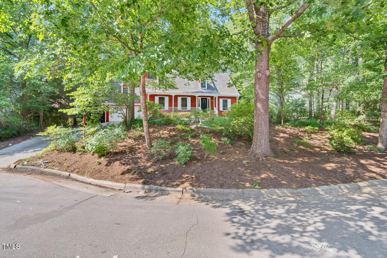 6728 Glen Forrest Drive