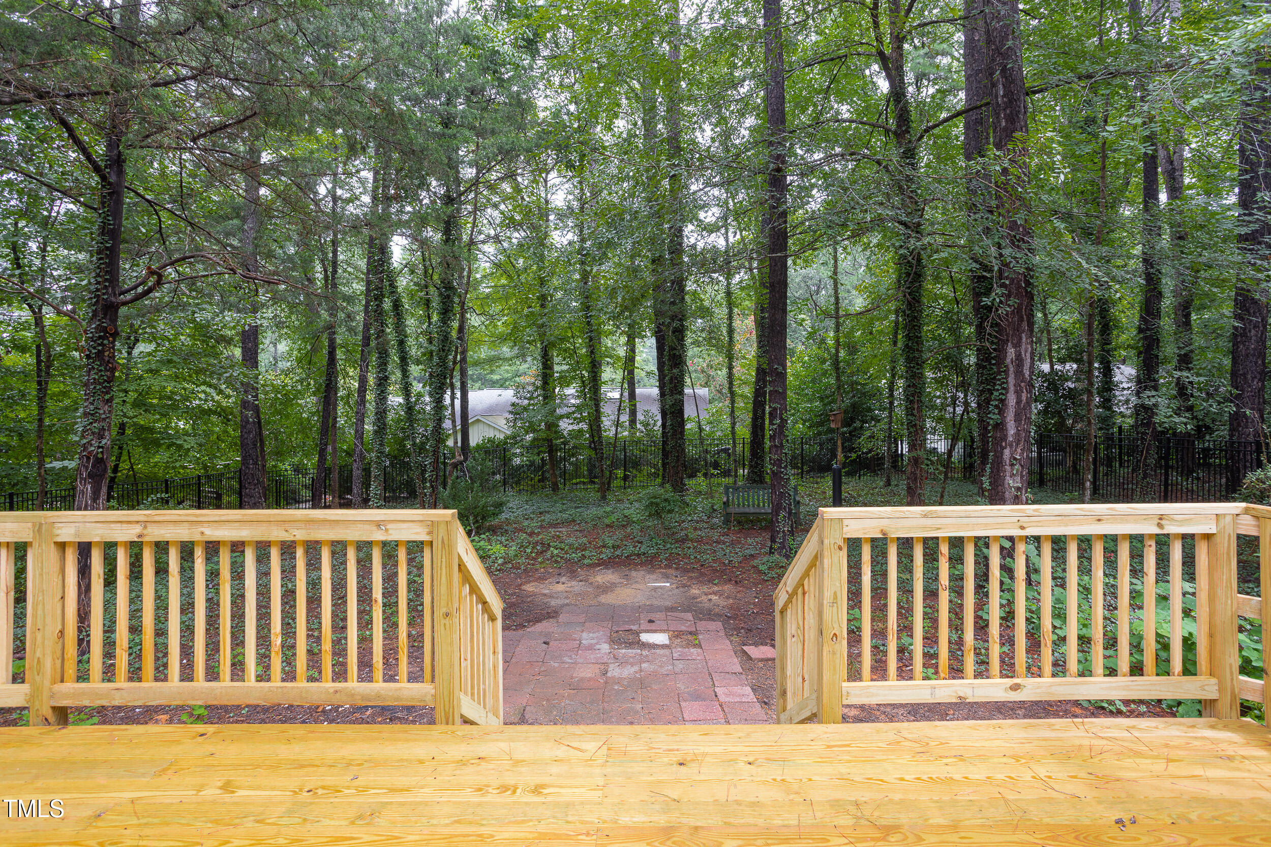 6728 Glen Forrest Drive