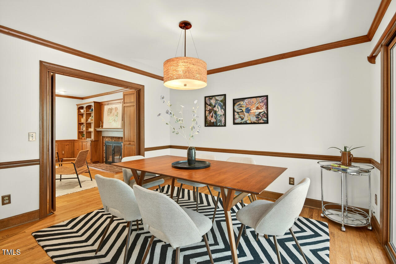 6728 Glen Forrest Drive