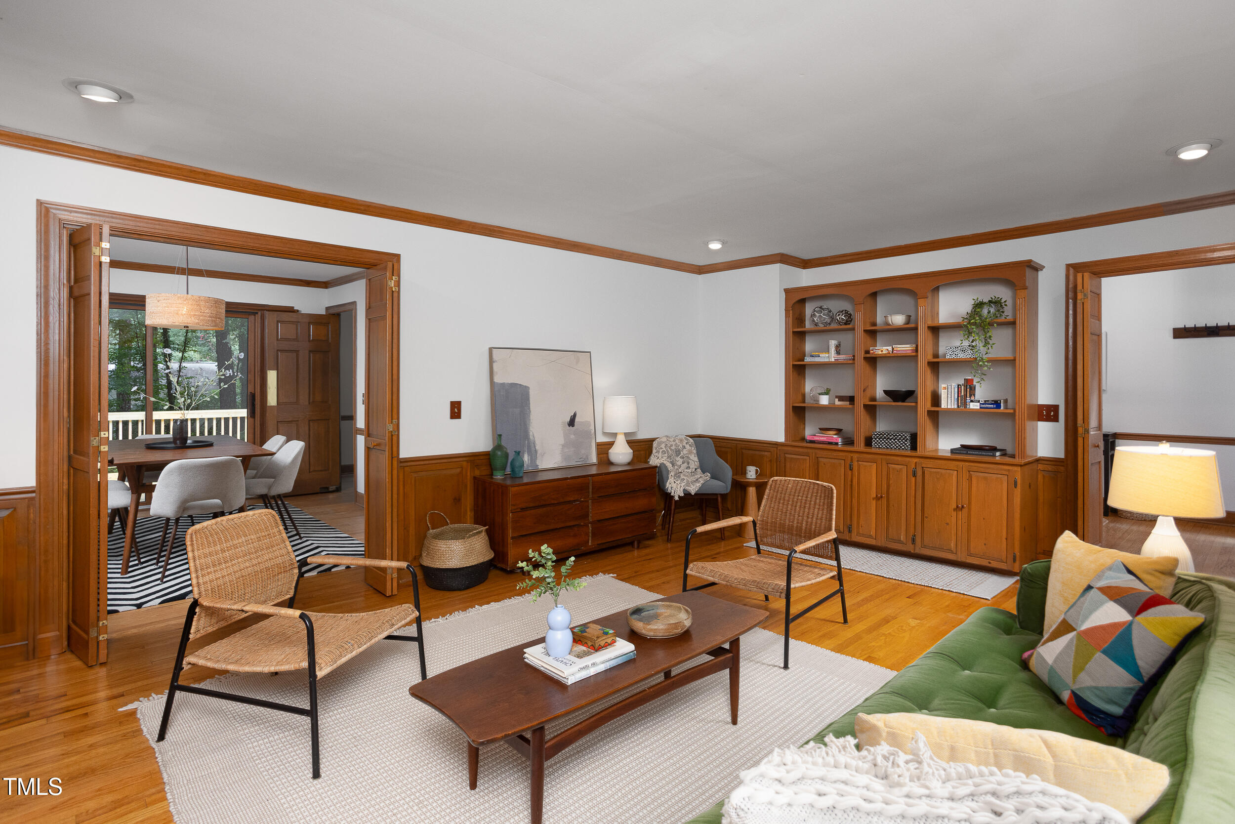 6728 Glen Forrest Drive