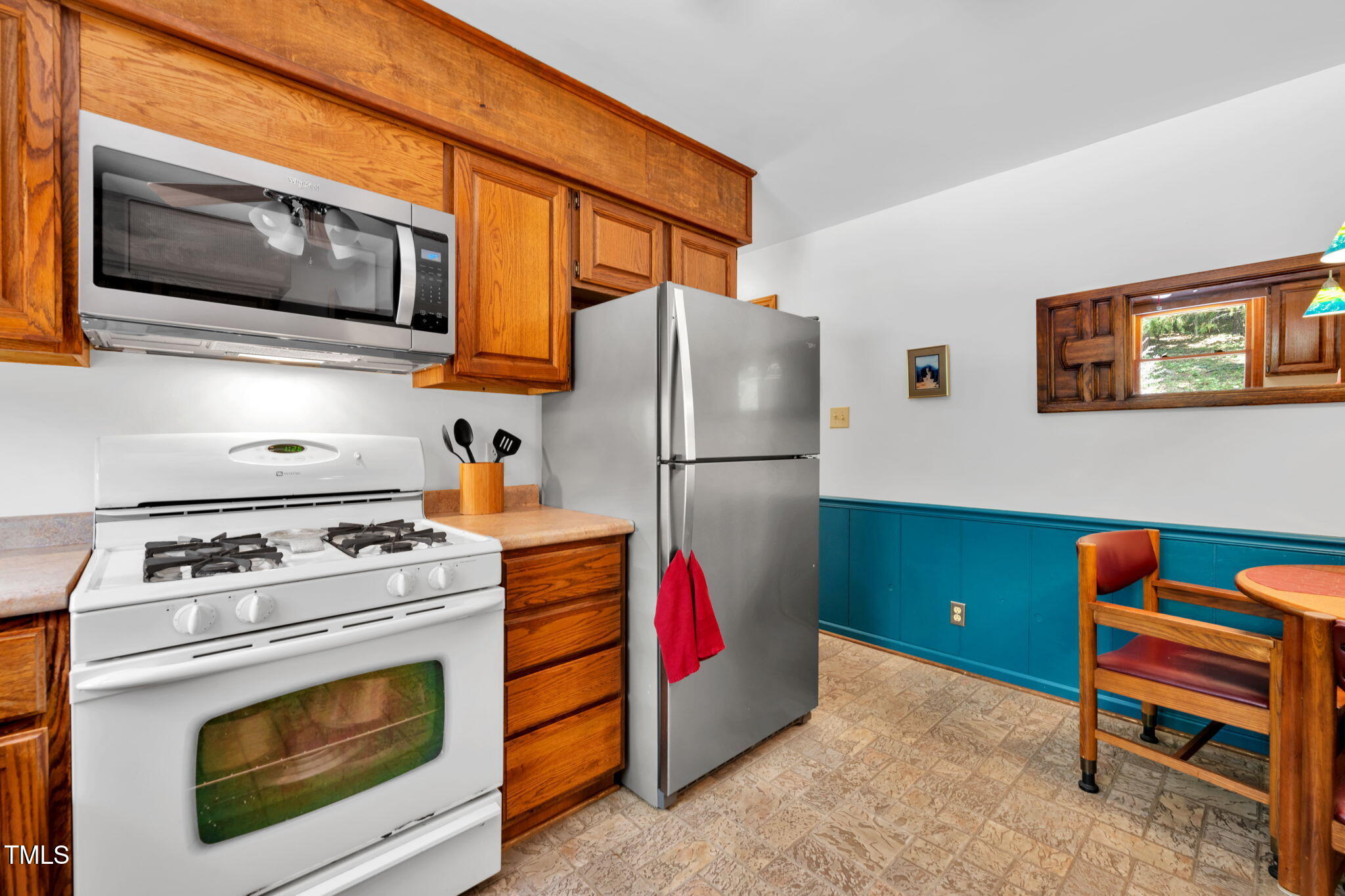 4134 King Charles Road