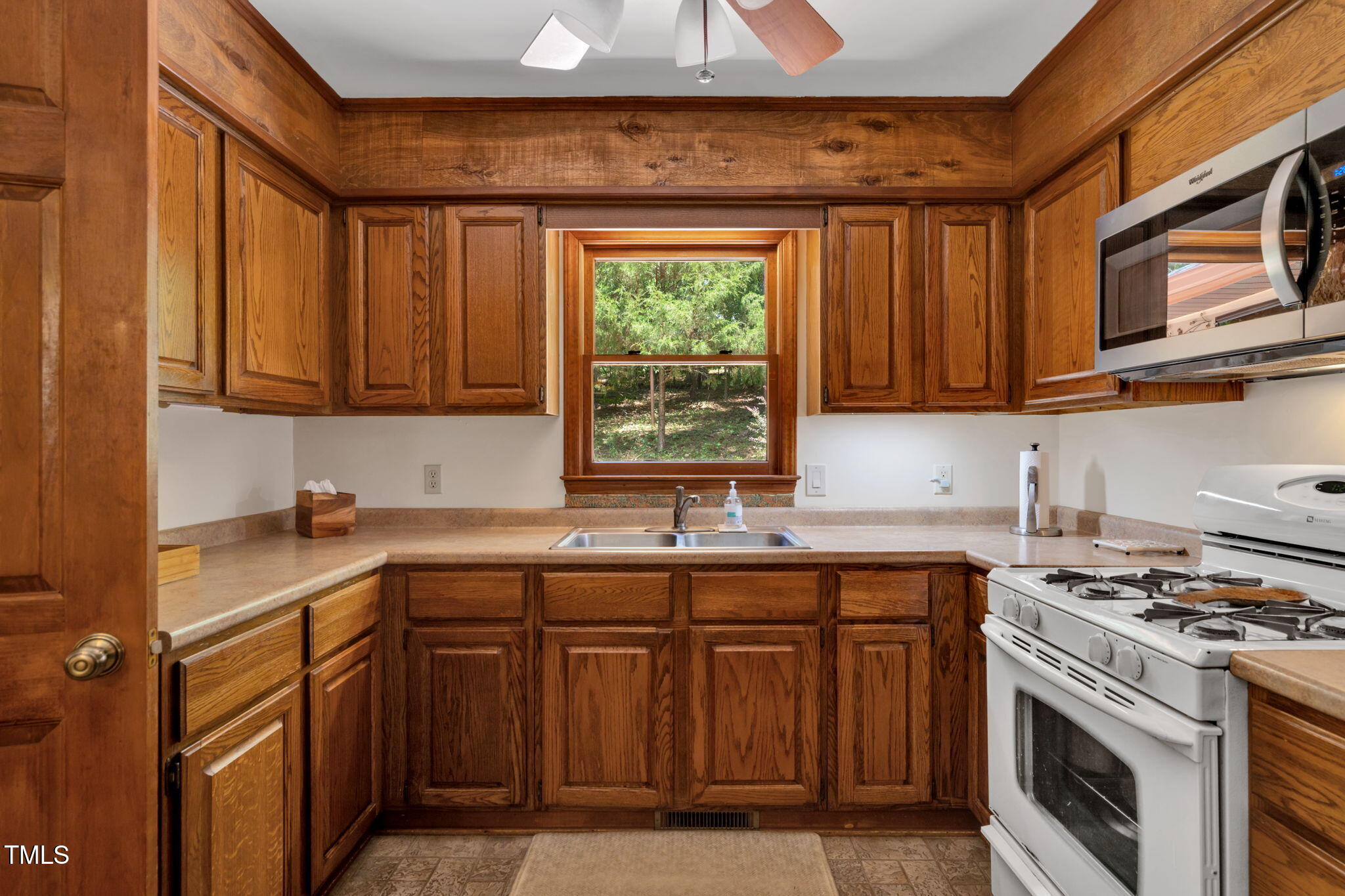 4134 King Charles Road