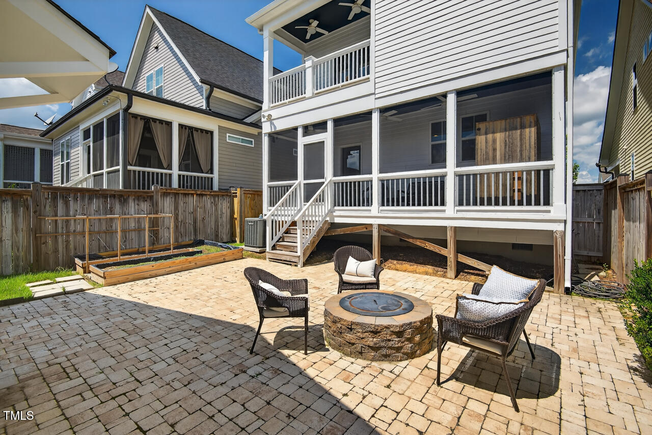 125 Meadows Edge Drive