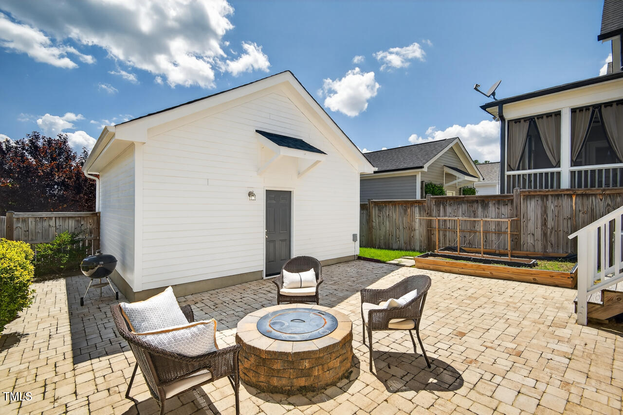 125 Meadows Edge Drive
