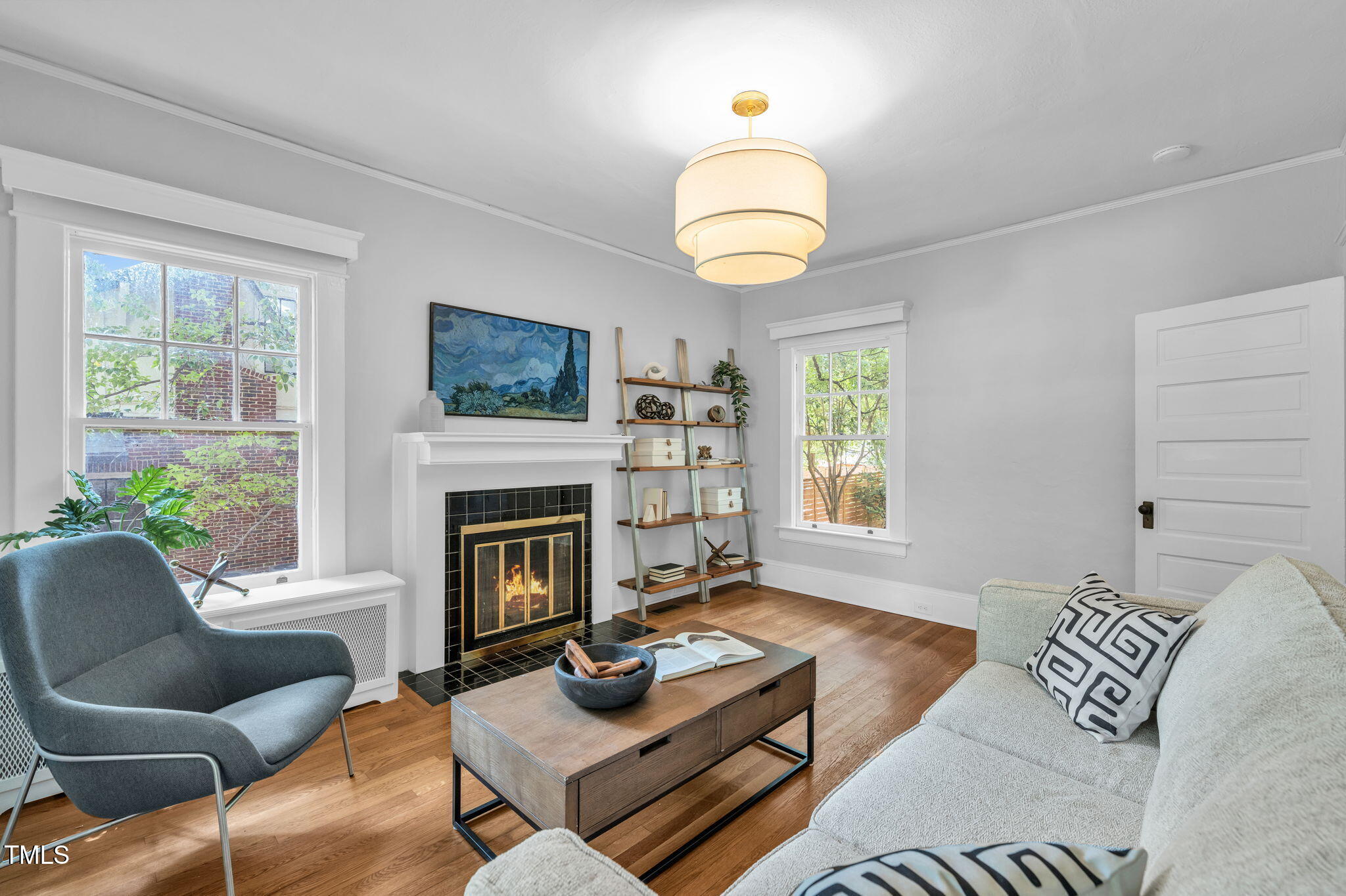 1015 W Trinity Avenue