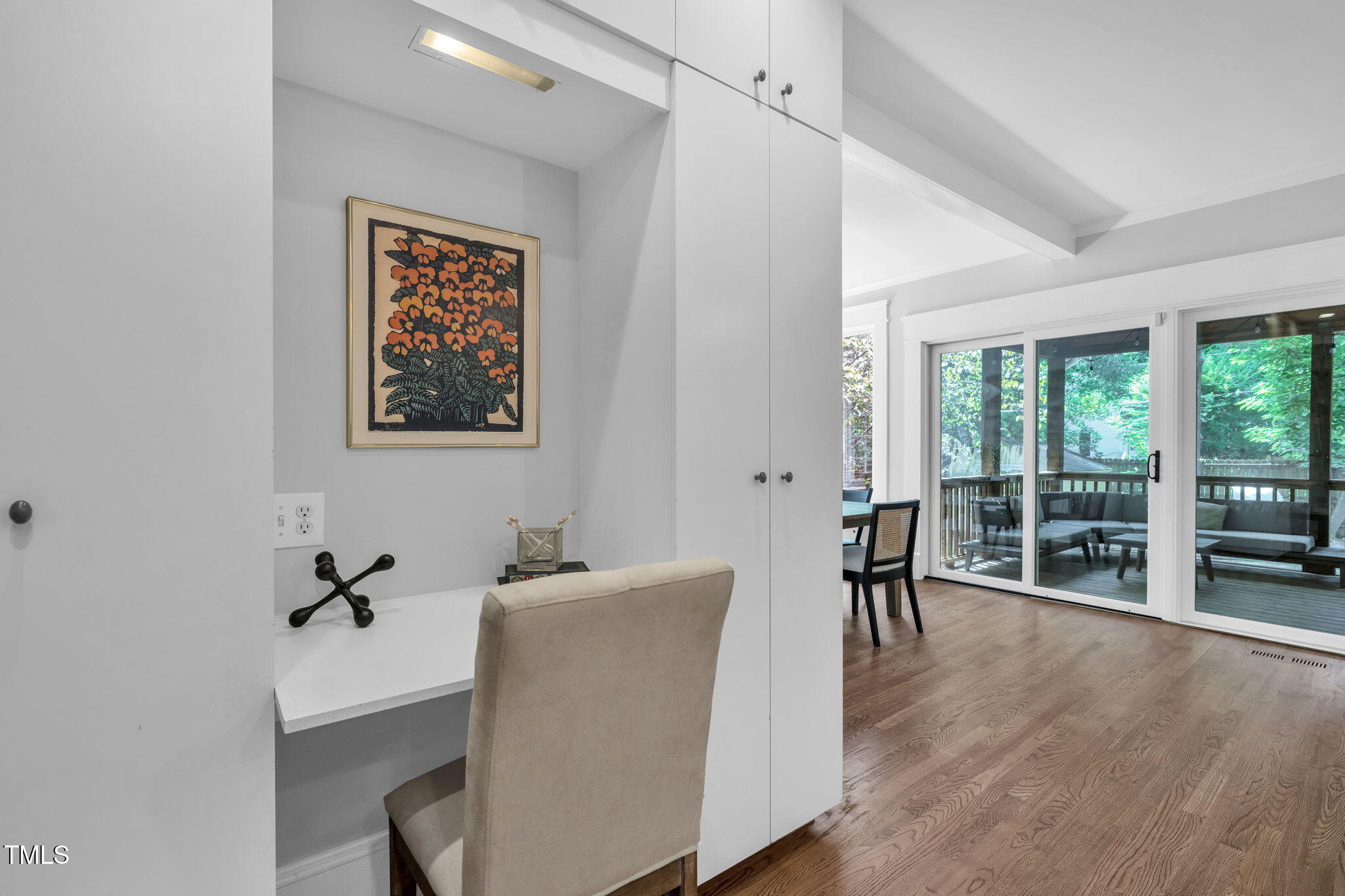 1015 W Trinity Avenue