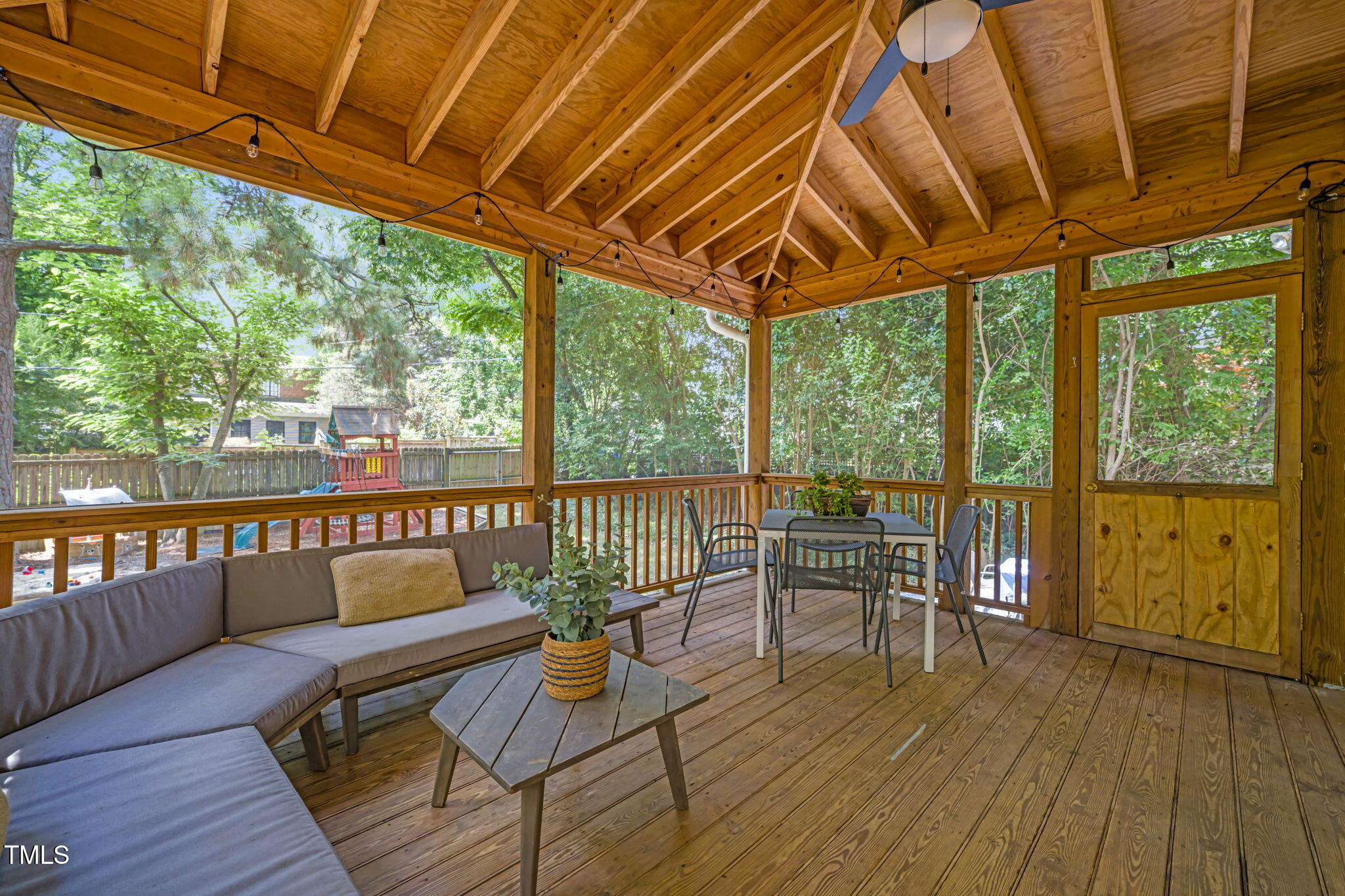 1015 W Trinity Avenue