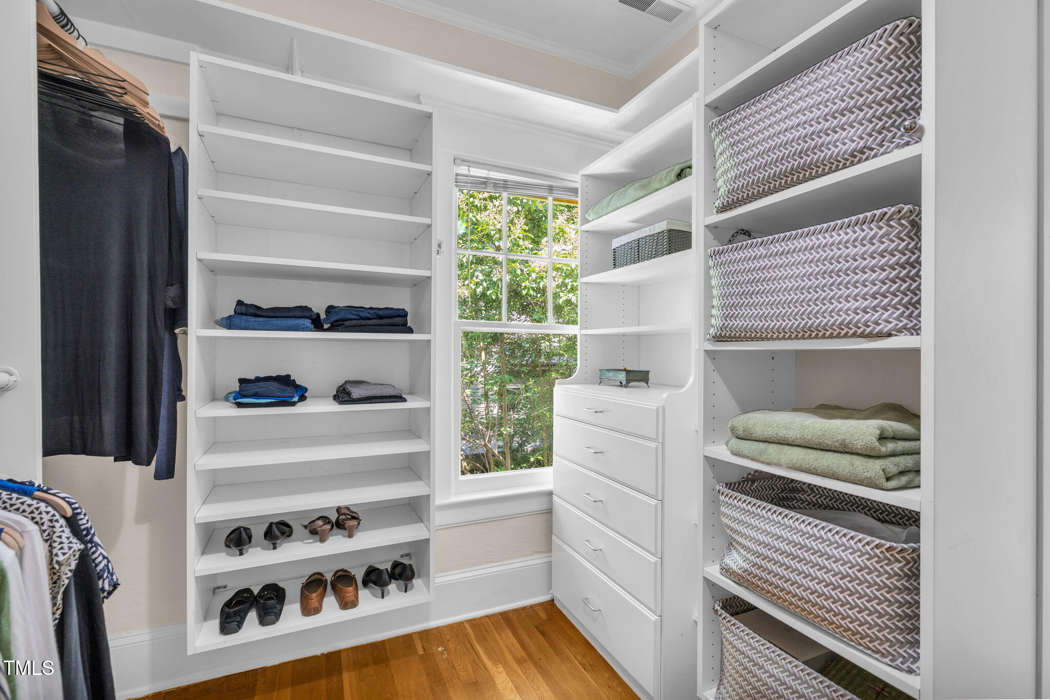 1015 W Trinity Avenue