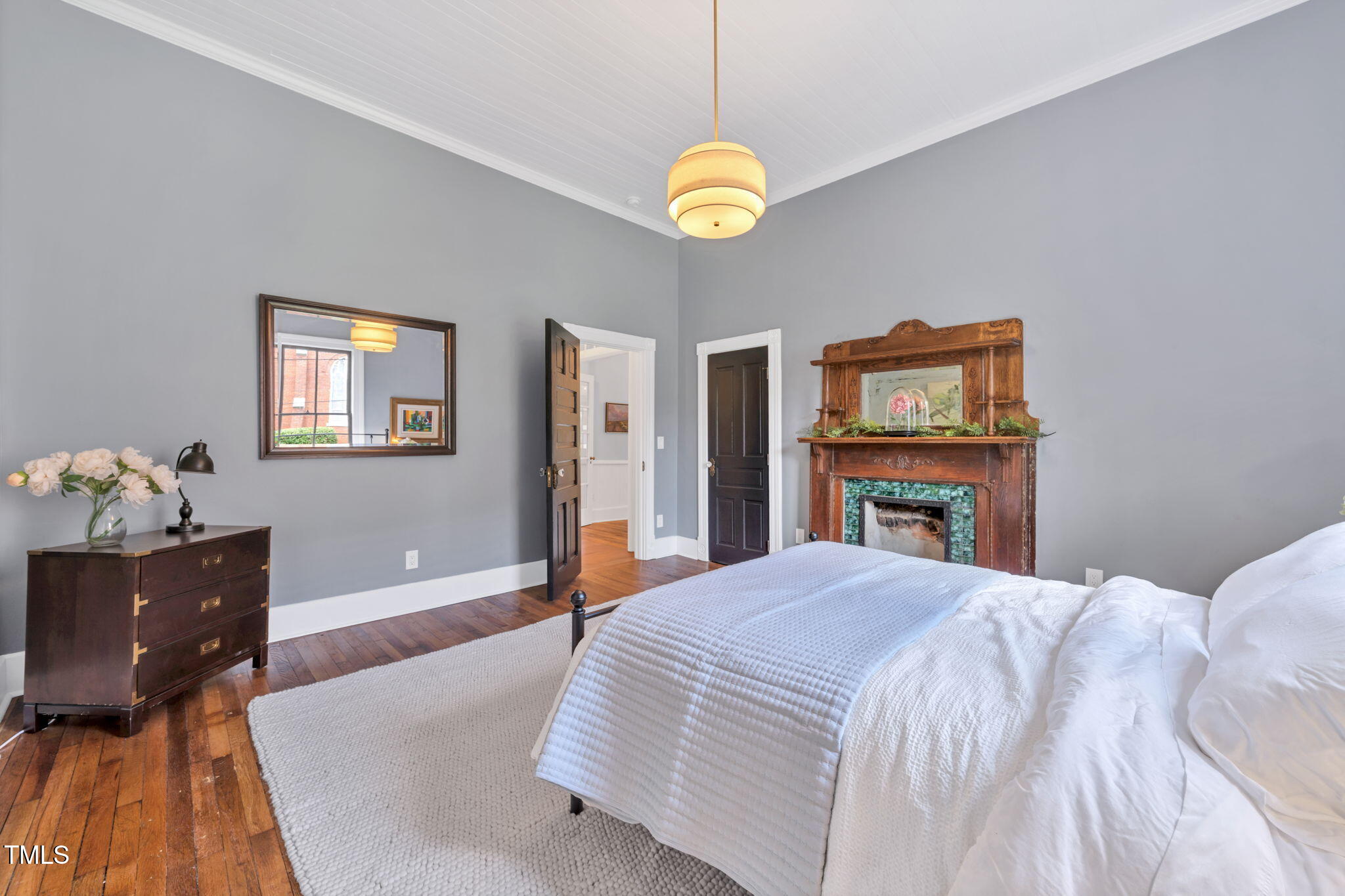 210 E Trinity Avenue