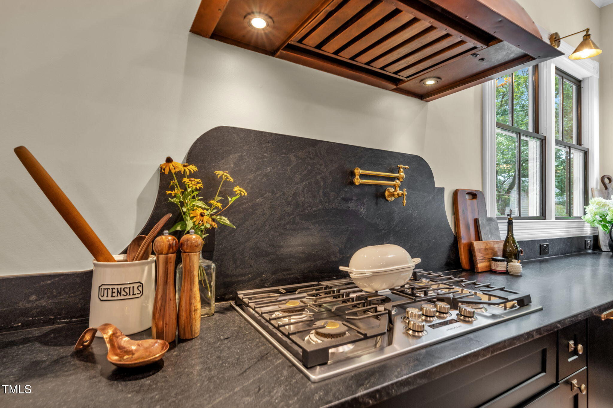 210 E Trinity Avenue