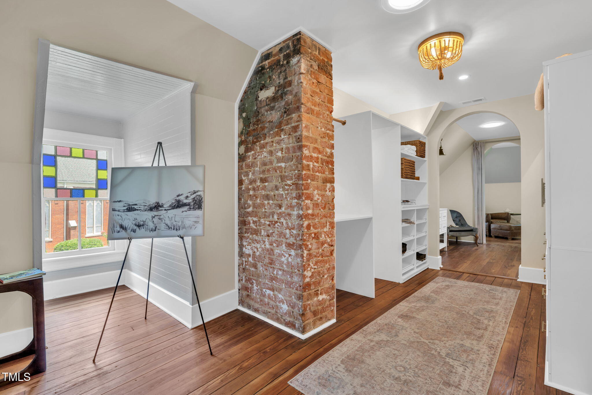 210 E Trinity Avenue