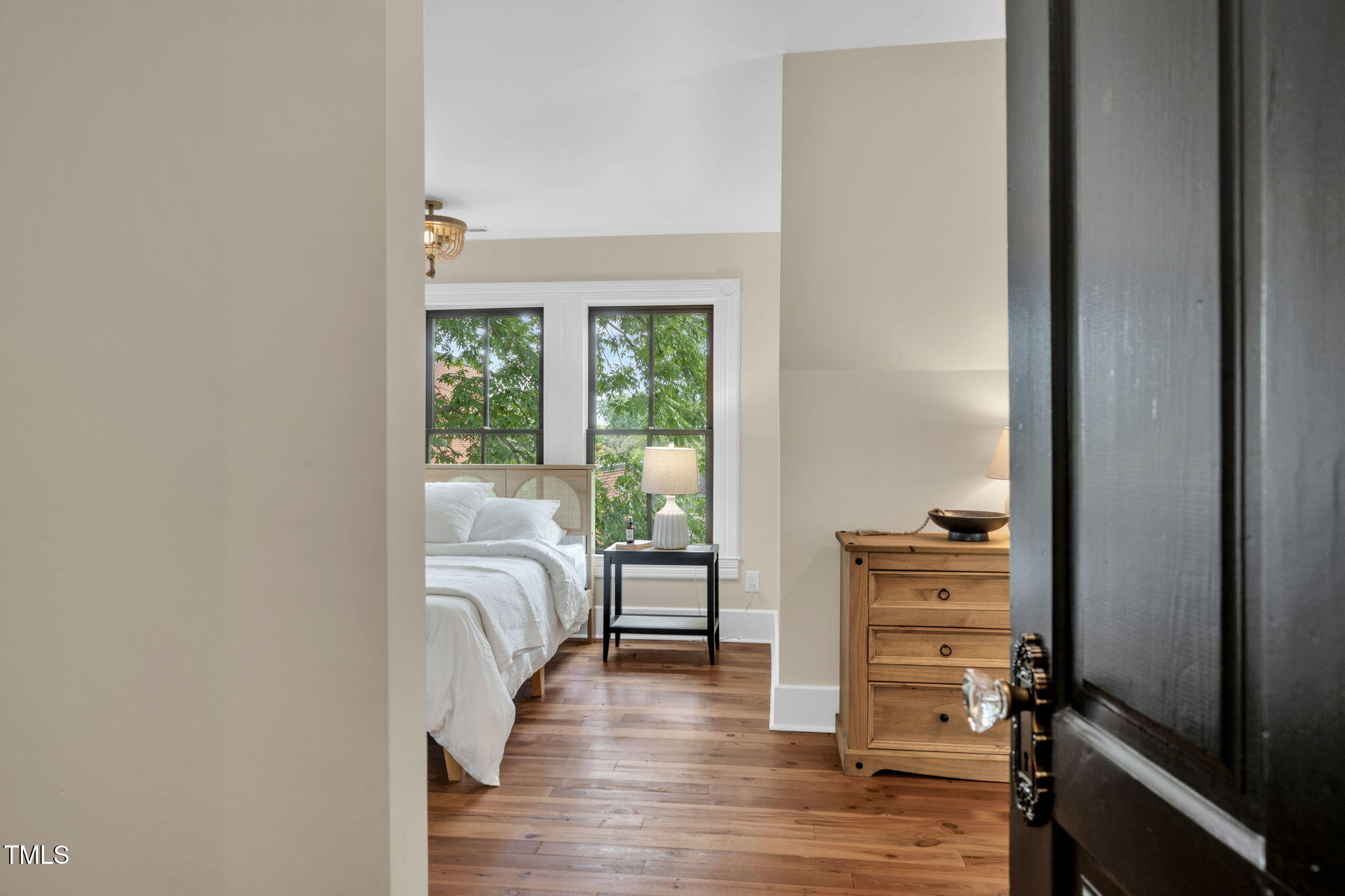 210 E Trinity Avenue