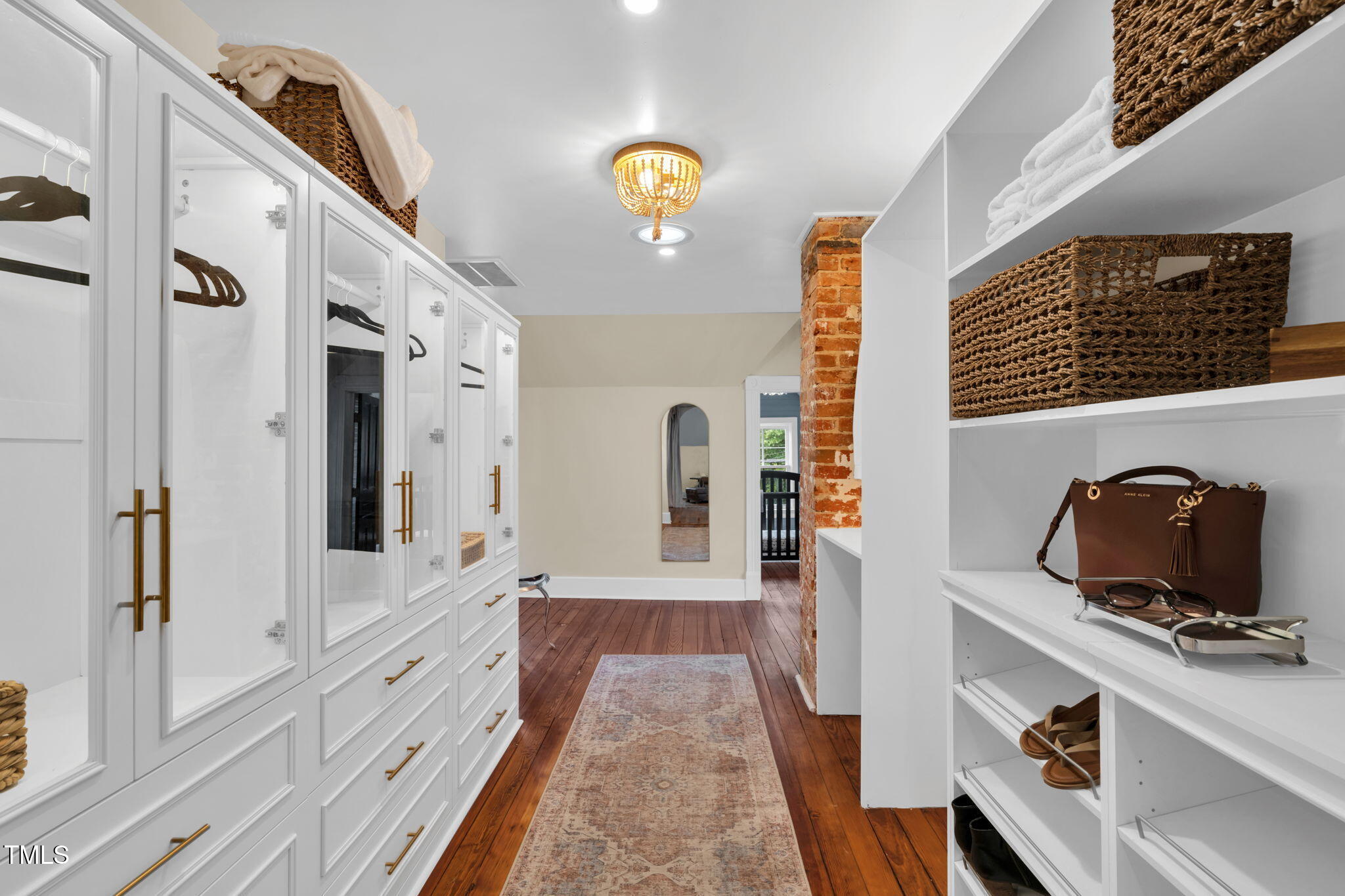 210 E Trinity Avenue